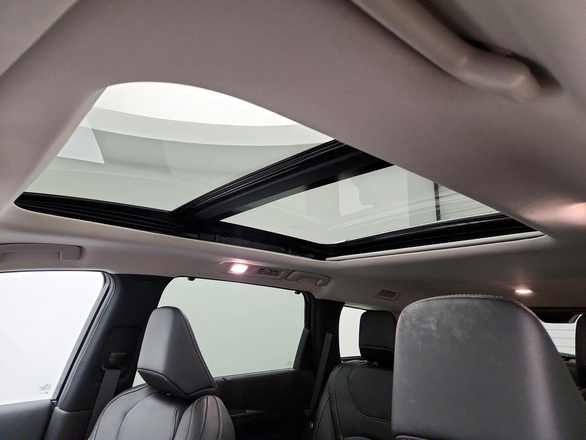 Thumbnail: 2023 INFINITI QX60 - 20
