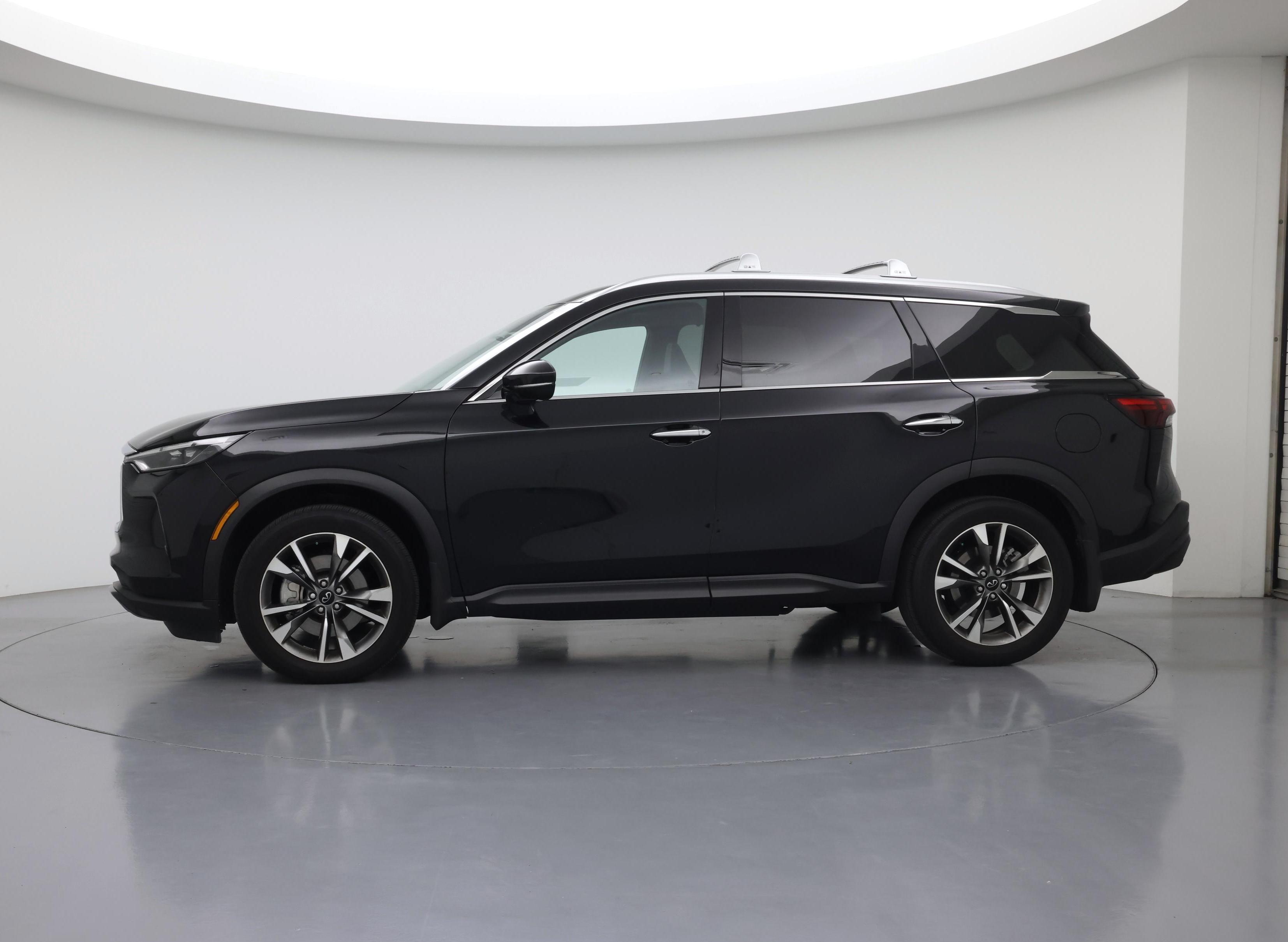 Thumbnail: 2023 INFINITI QX60 - 3