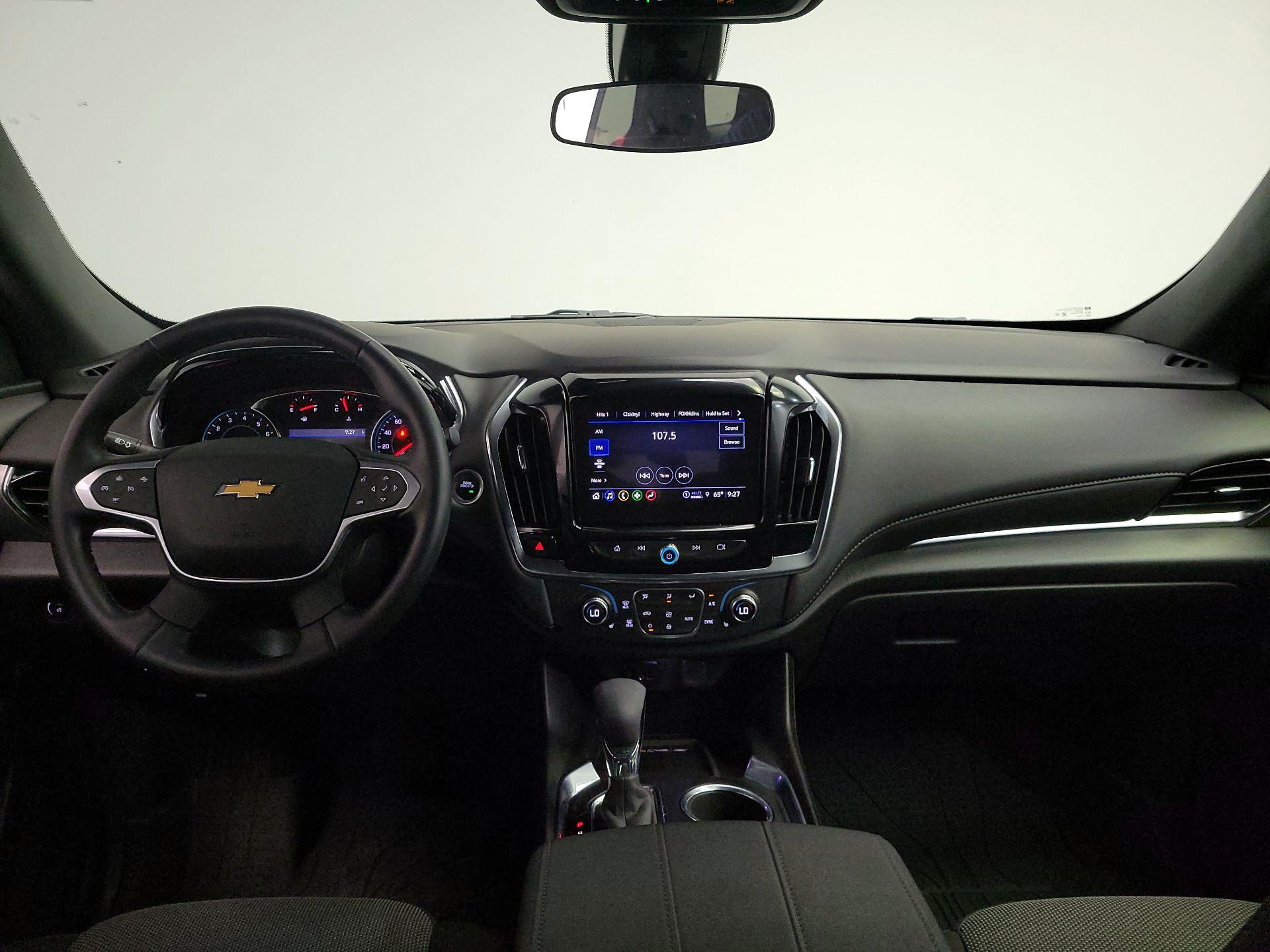Thumbnail: 2023 Chevrolet Traverse - 9