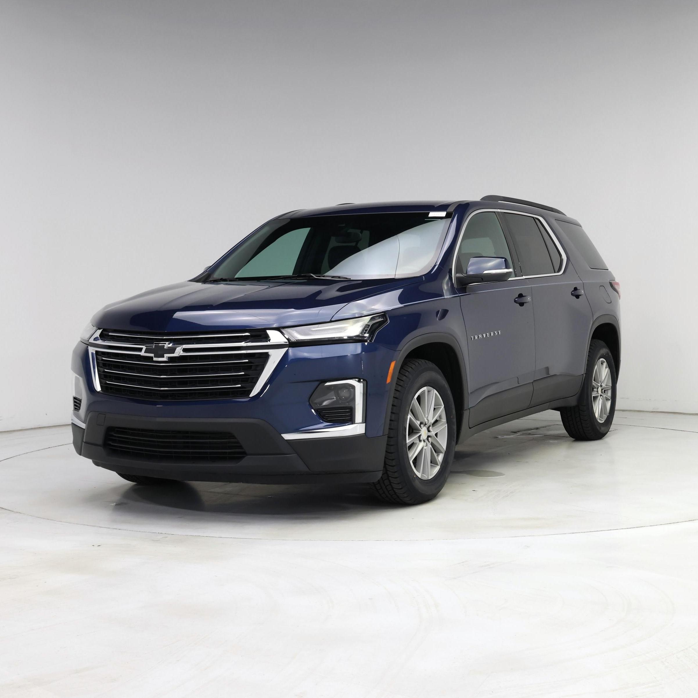 Thumbnail: 2023 Chevrolet Traverse - 4