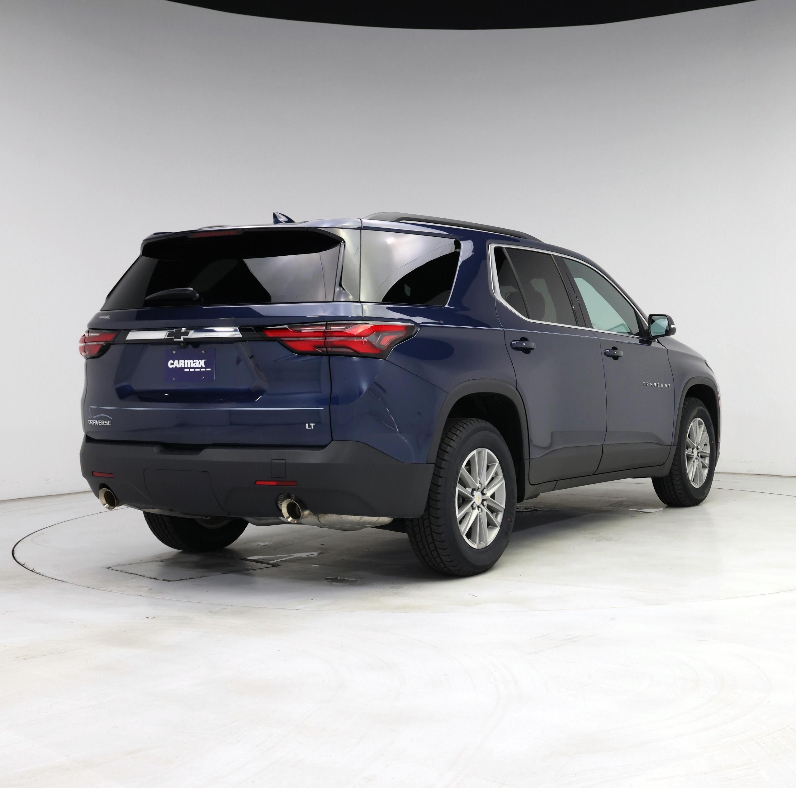 Thumbnail: 2023 Chevrolet Traverse - 8