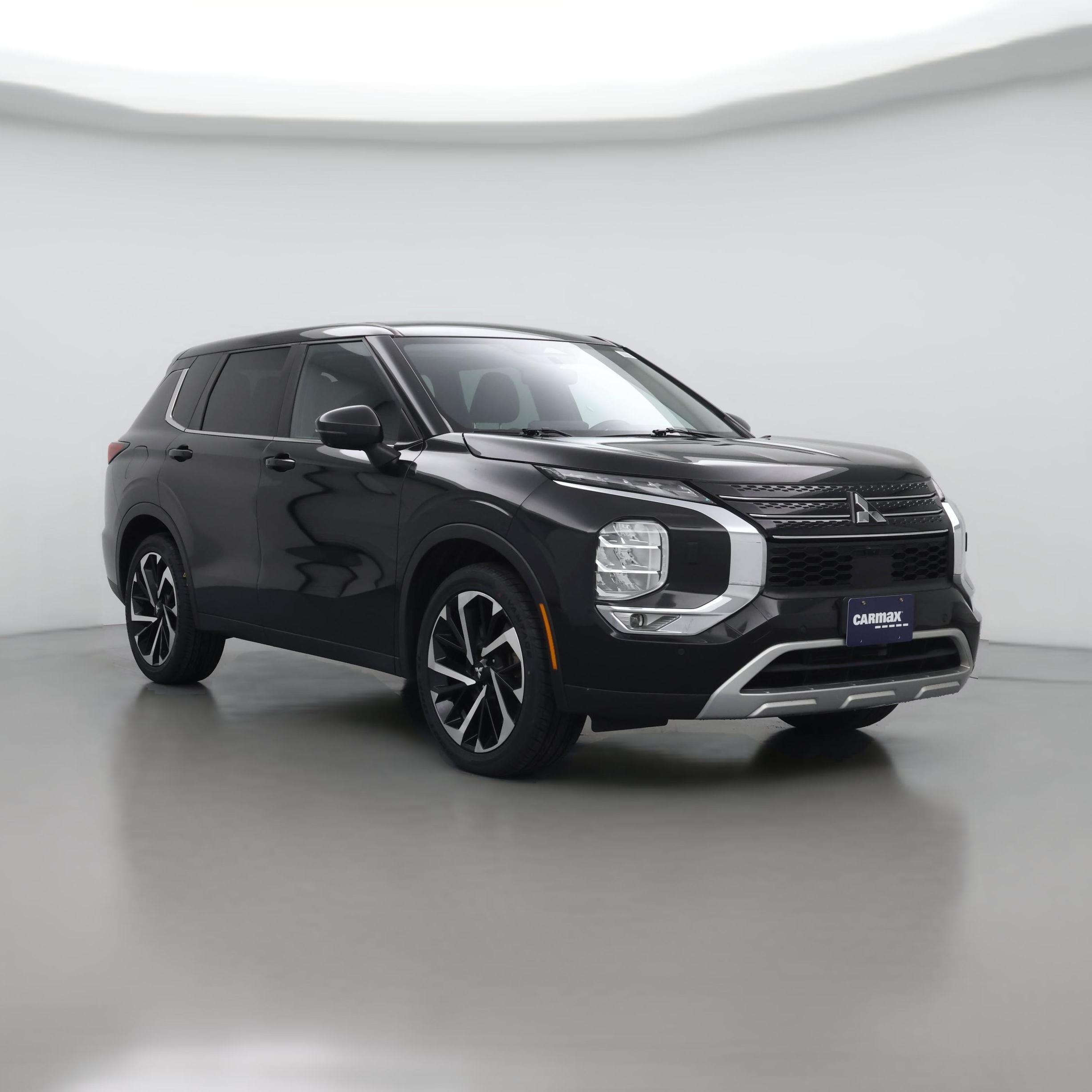 Thumbnail: 2022 Mitsubishi Outlander - 1