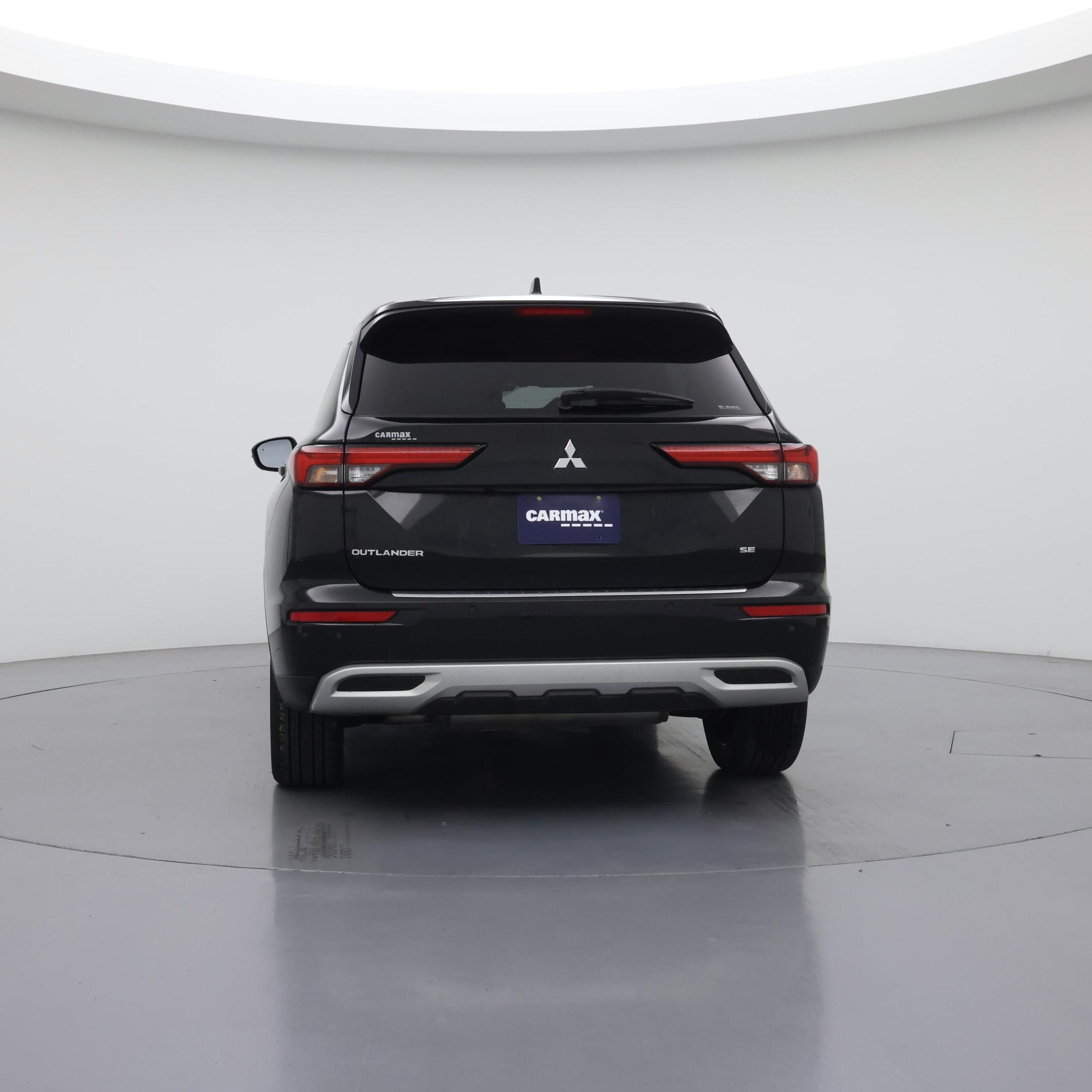 Thumbnail: 2022 Mitsubishi Outlander - 6