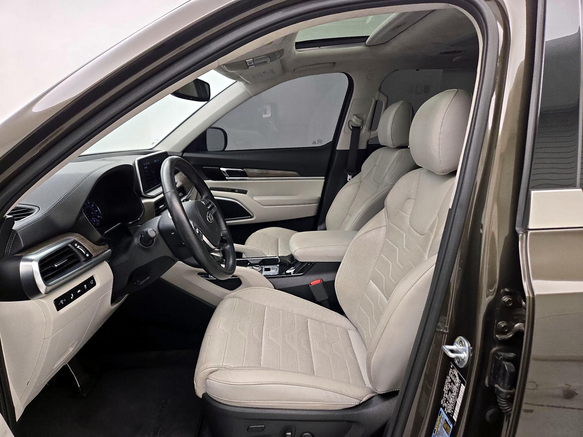 Thumbnail: 2020 Kia Telluride - 11