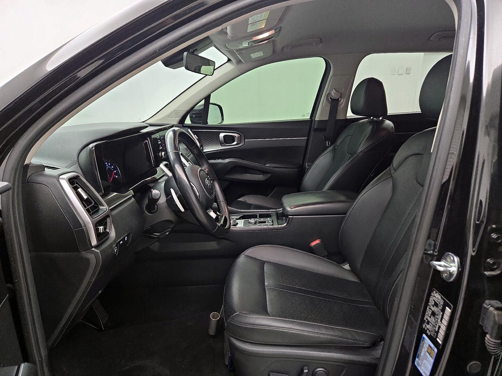 Thumbnail: 2021 Kia Sorento - 11