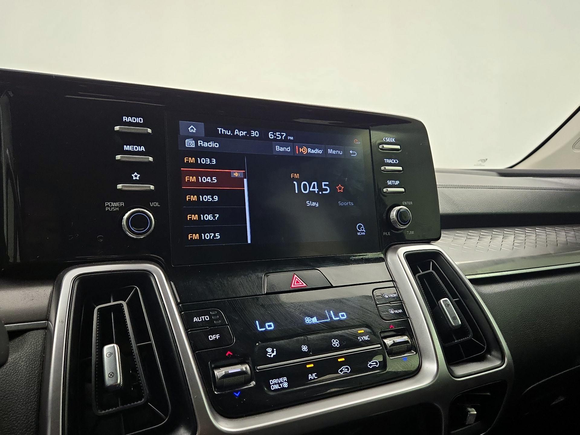 Thumbnail: 2021 Kia Sorento - 15