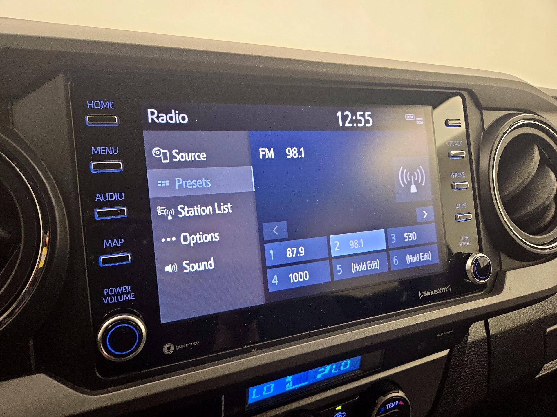 Thumbnail: 2022 Toyota Tacoma - 15