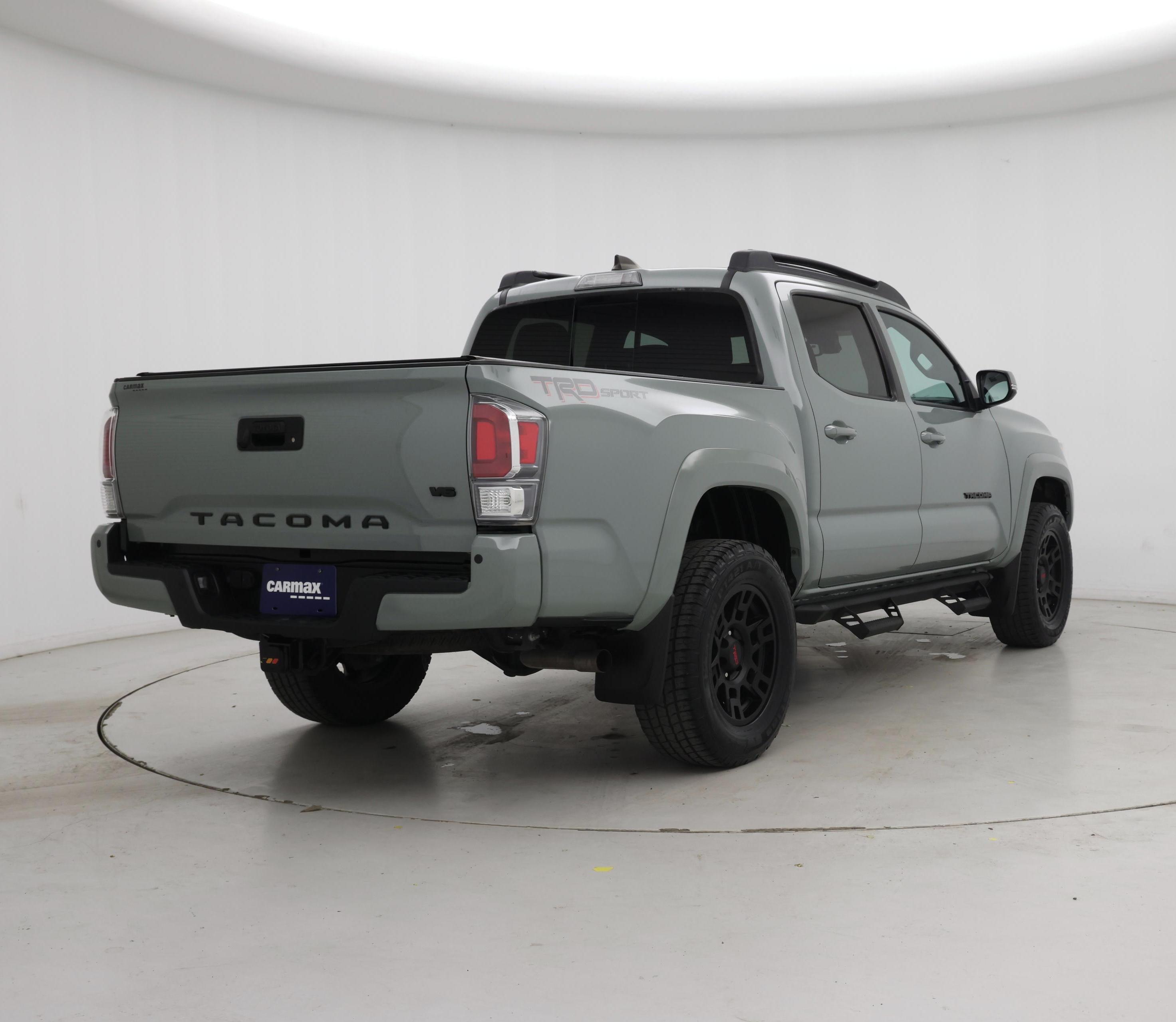 Thumbnail: 2022 Toyota Tacoma - 8