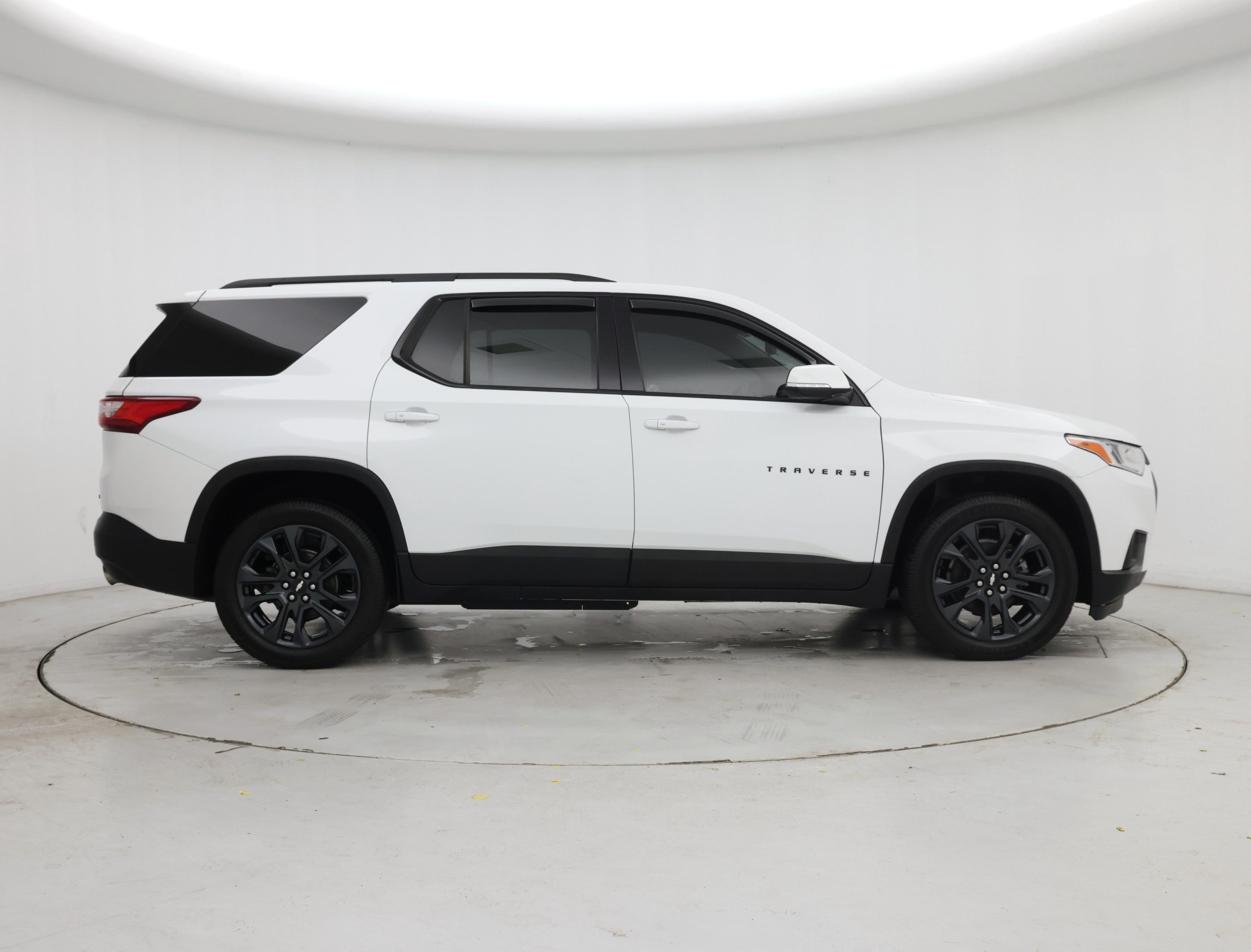 Thumbnail: 2021 Chevrolet Traverse - 7