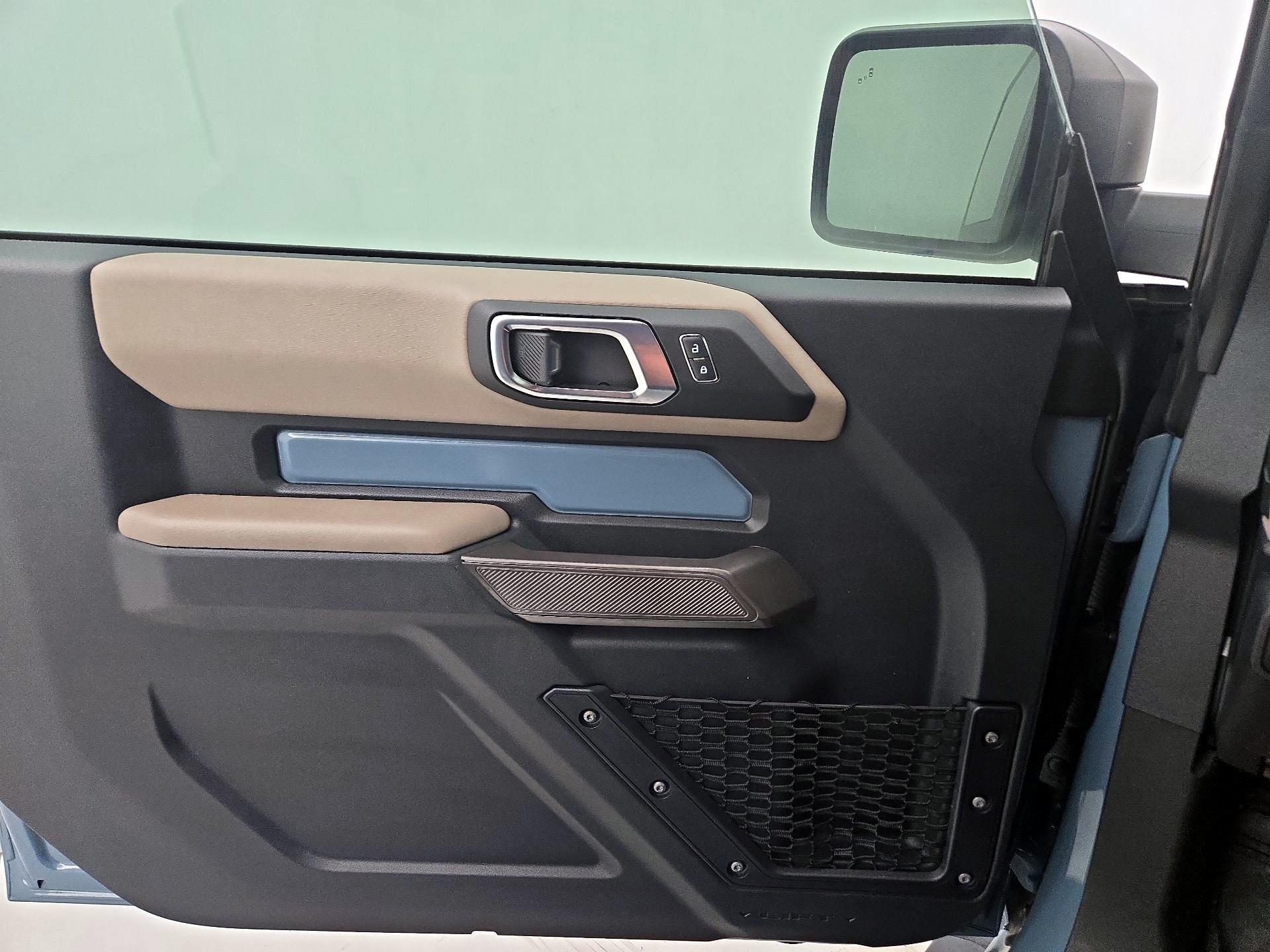 Thumbnail: 2023 Ford Bronco - 12