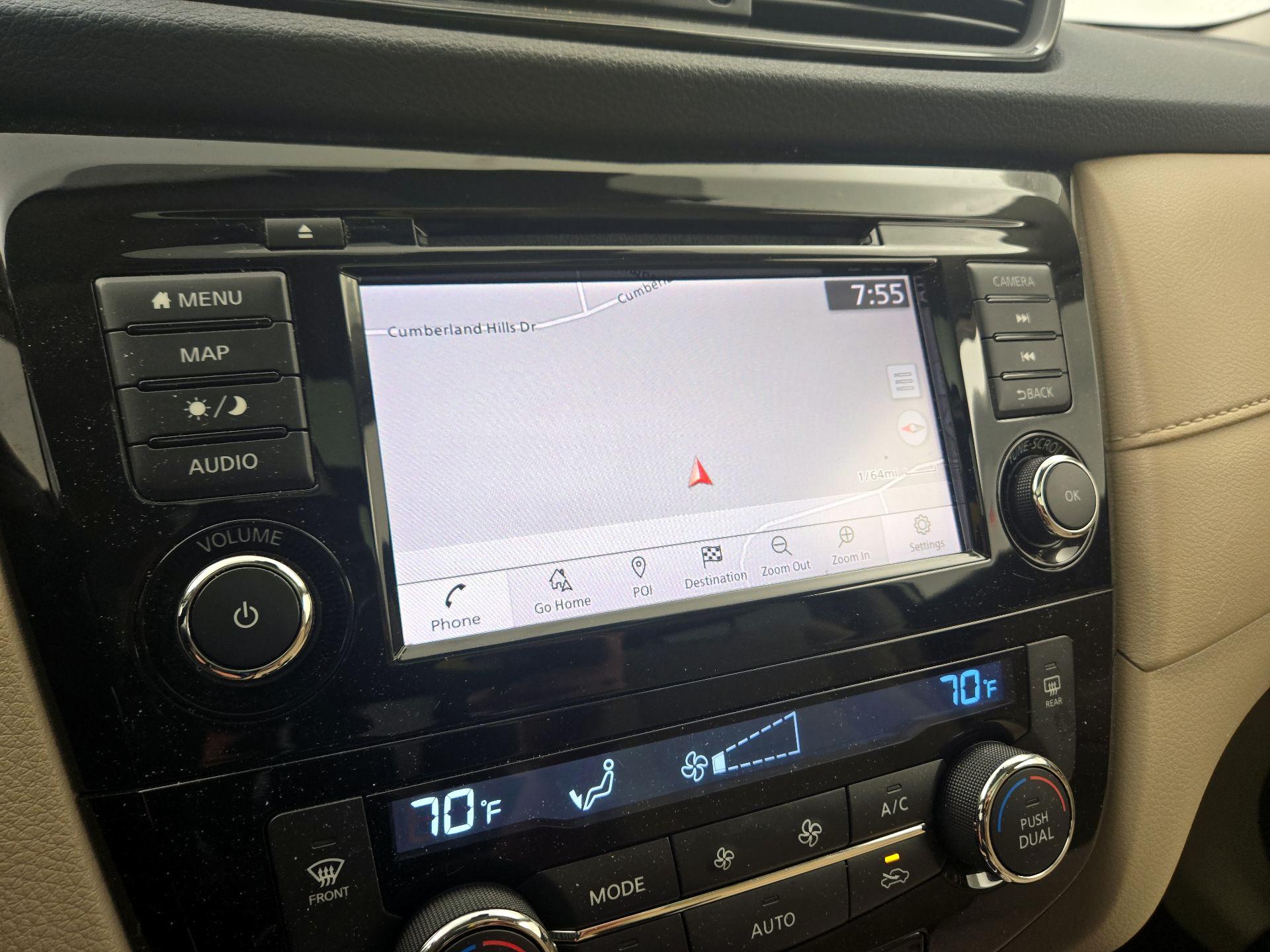 Thumbnail: 2019 Nissan Rogue - 14