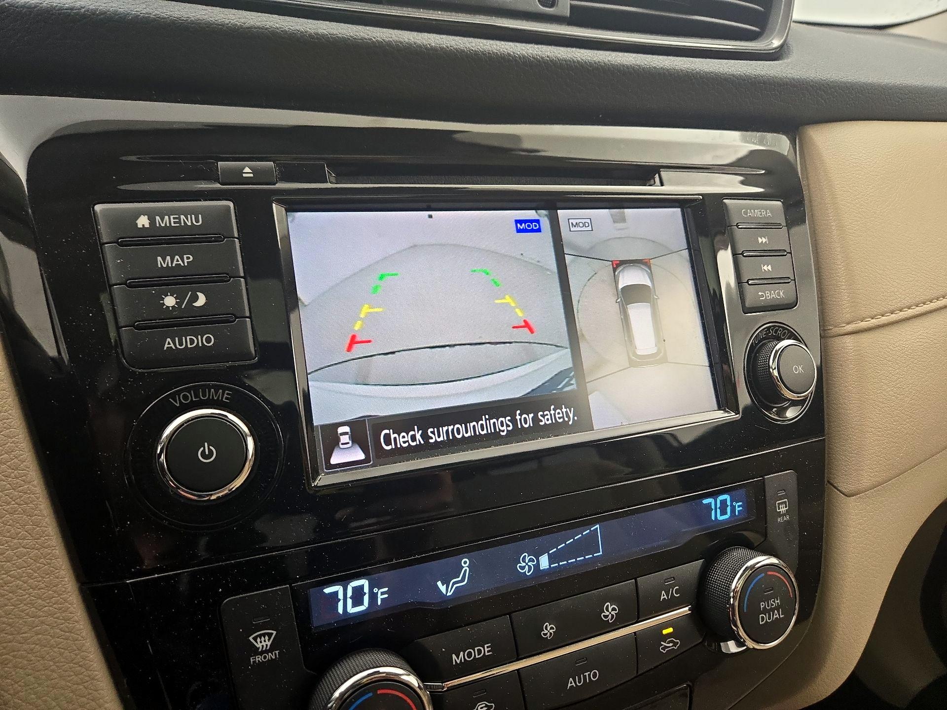 Thumbnail: 2019 Nissan Rogue - 15