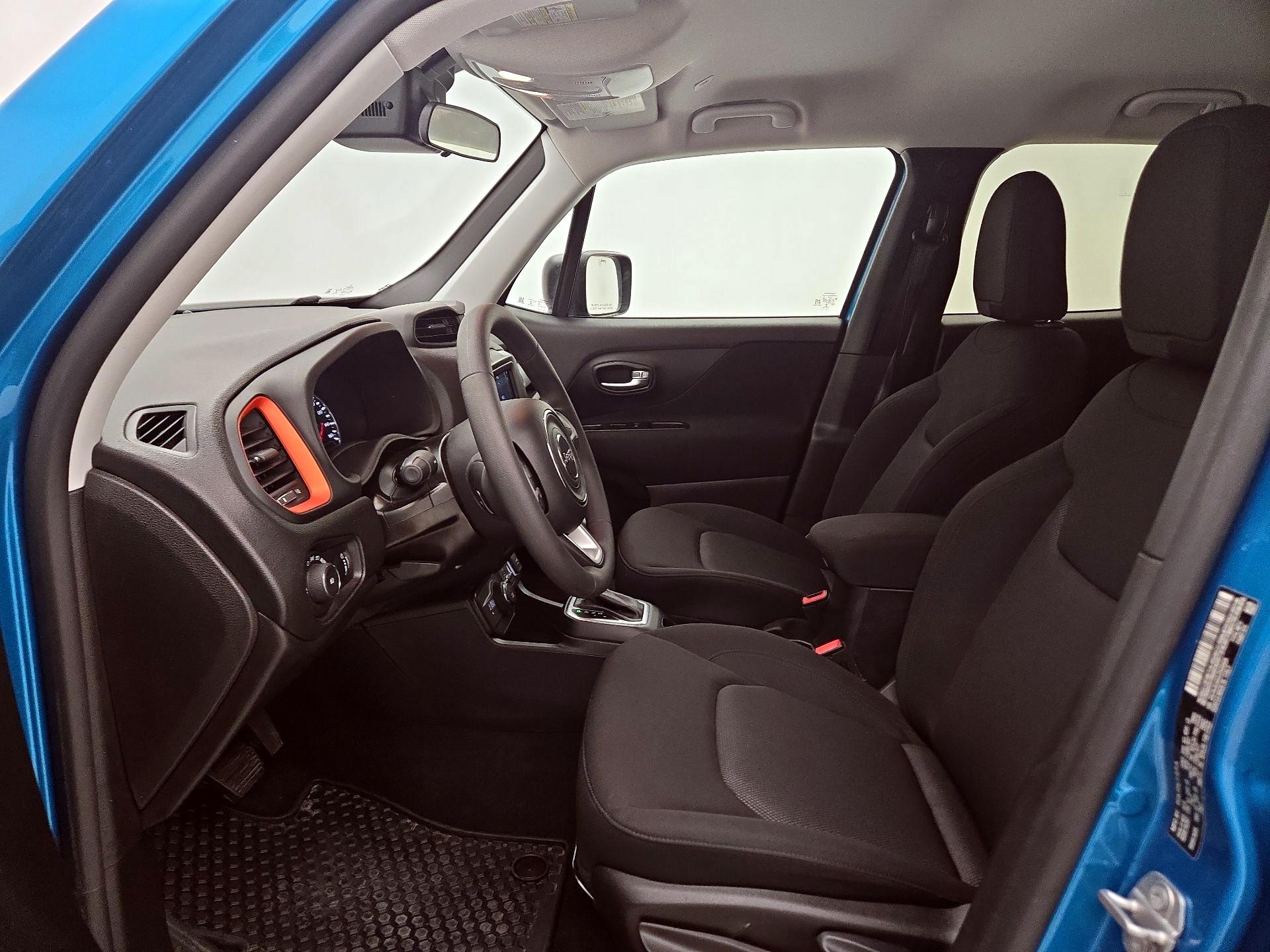 Thumbnail: 2020 Jeep Renegade - 11