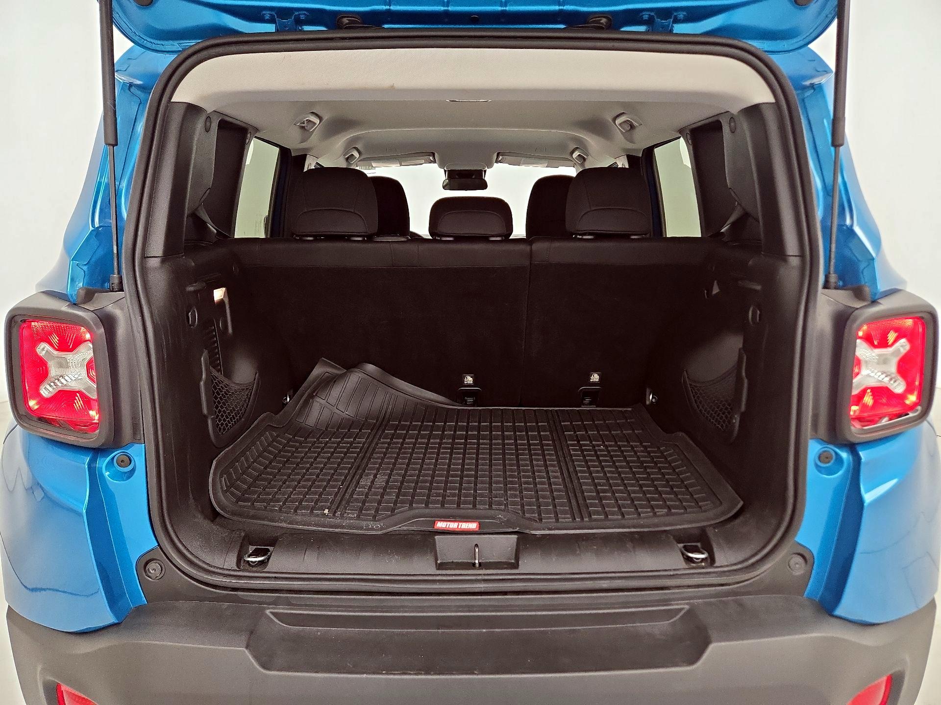 Thumbnail: 2020 Jeep Renegade - 20