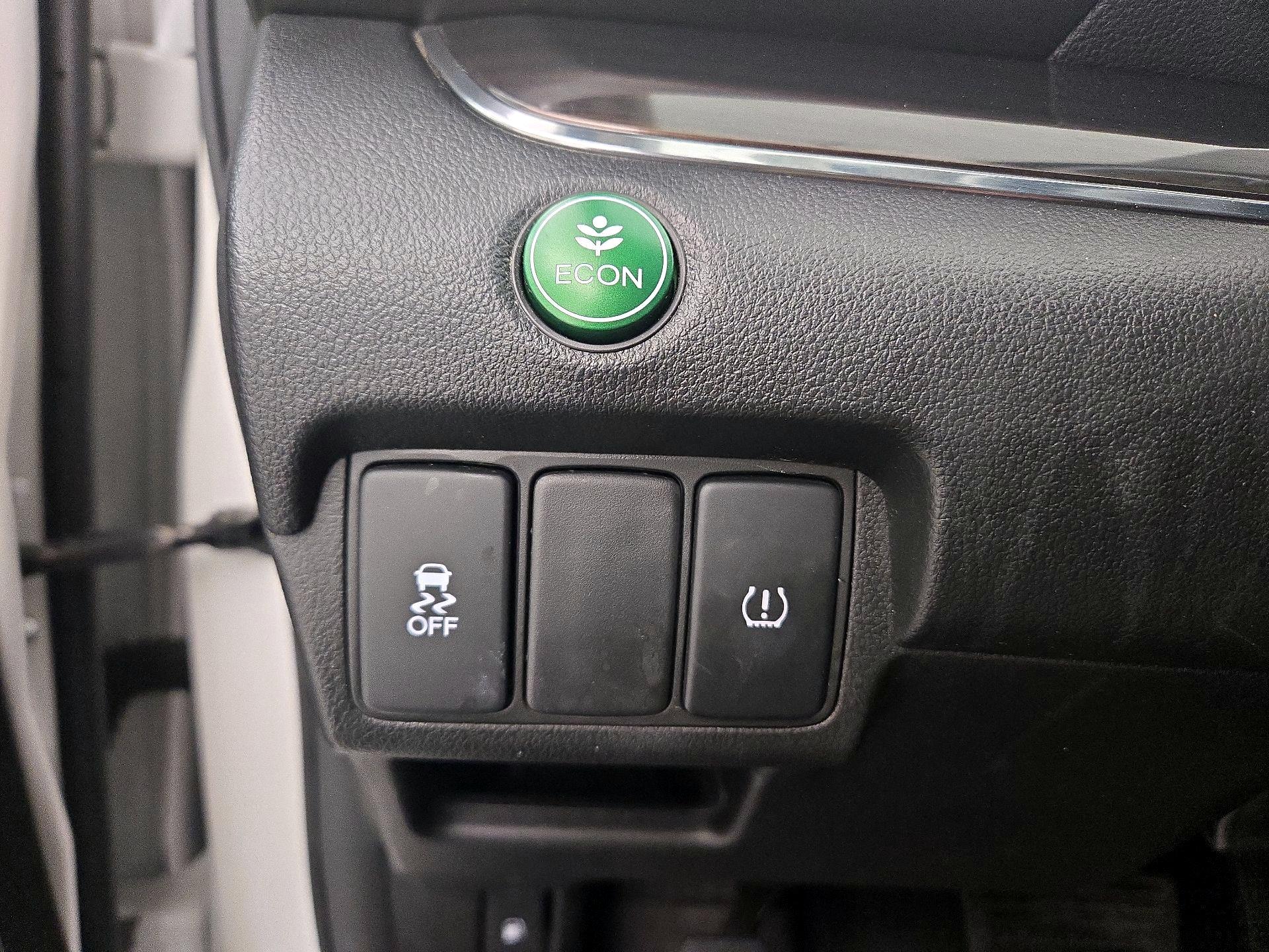 Thumbnail: 2015 Honda CR-V - 13