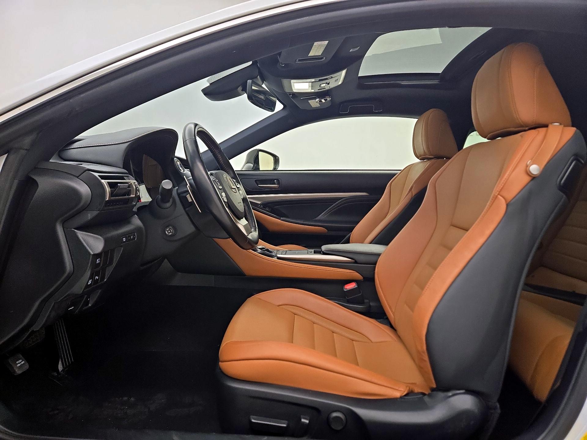 Thumbnail: 2020 Lexus RC - 11