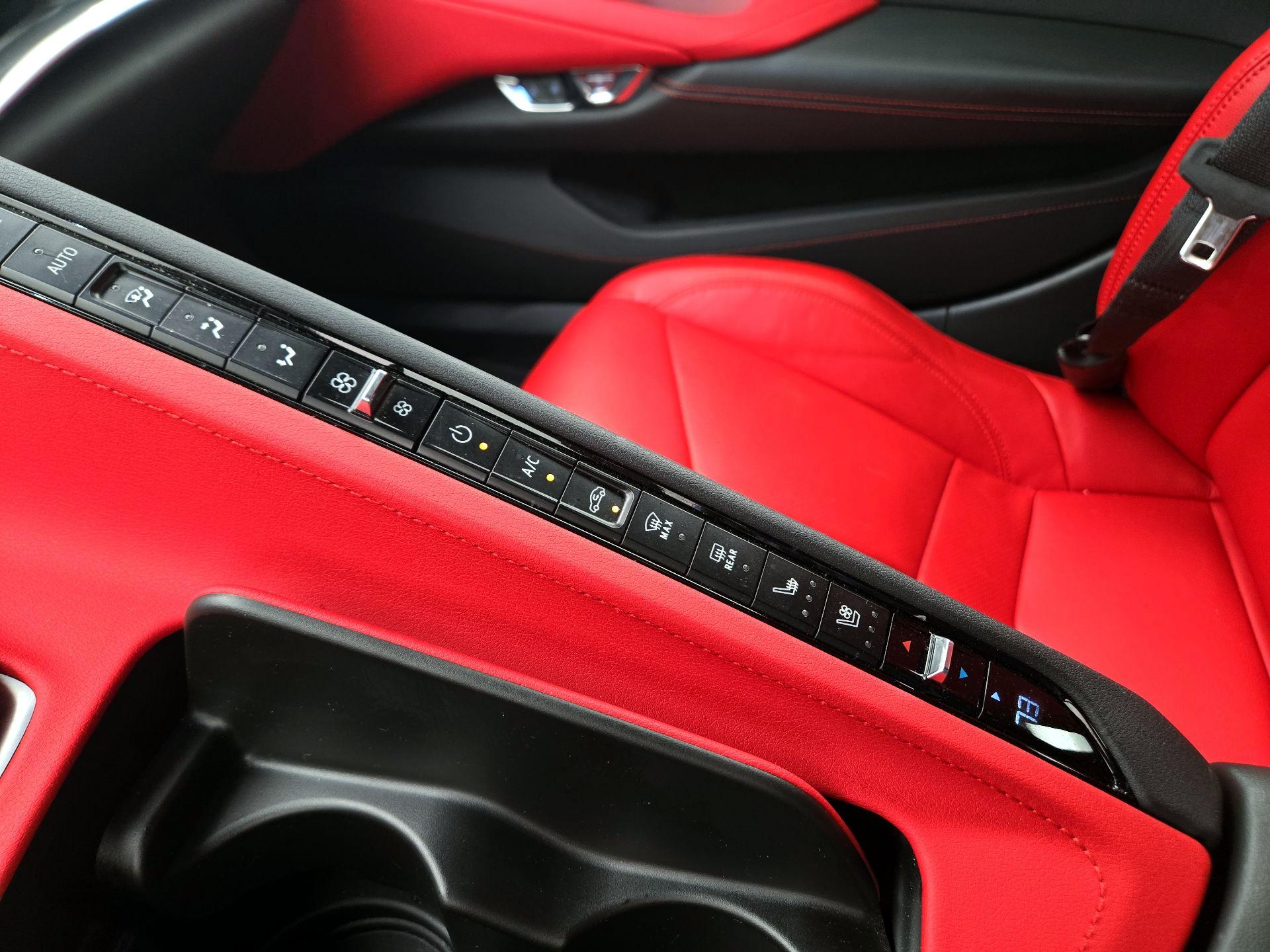 Thumbnail: 2020 Chevrolet Corvette - 17