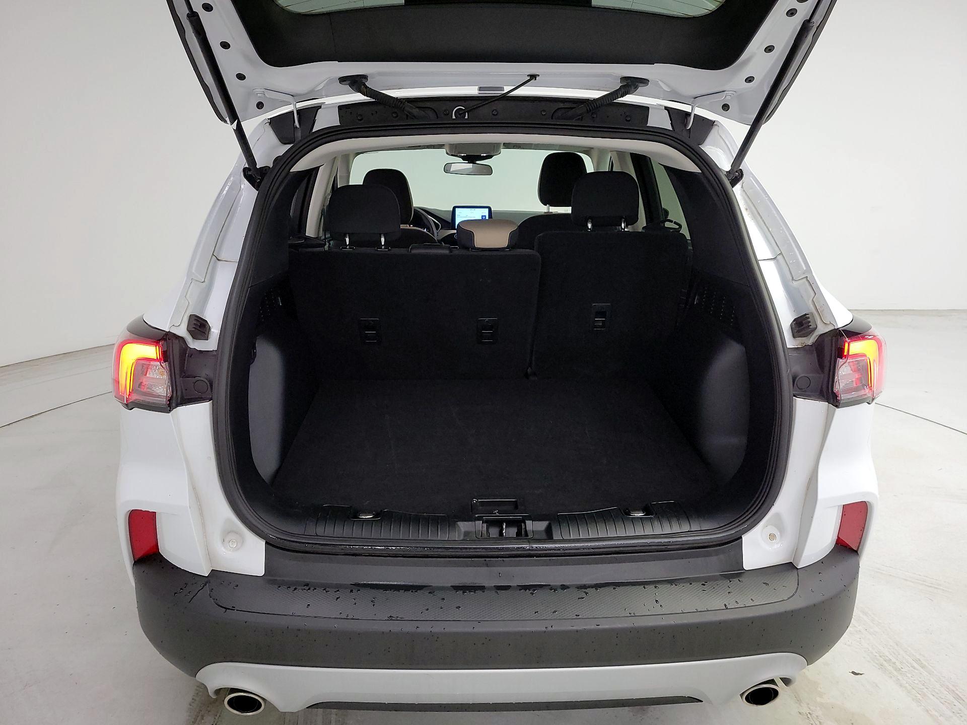 Thumbnail: 2022 Ford Escape - 20