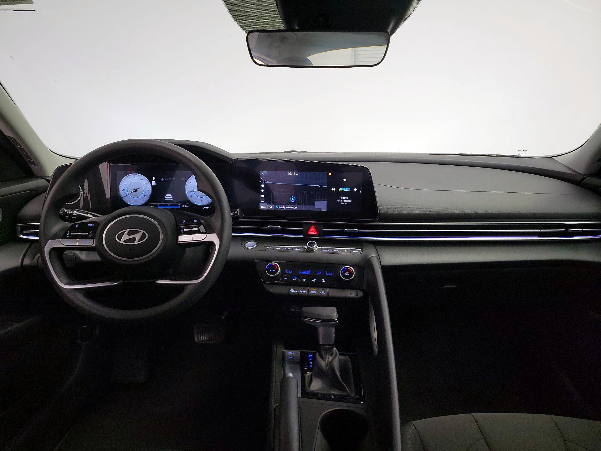 Thumbnail: 2024 Hyundai Elantra - 9