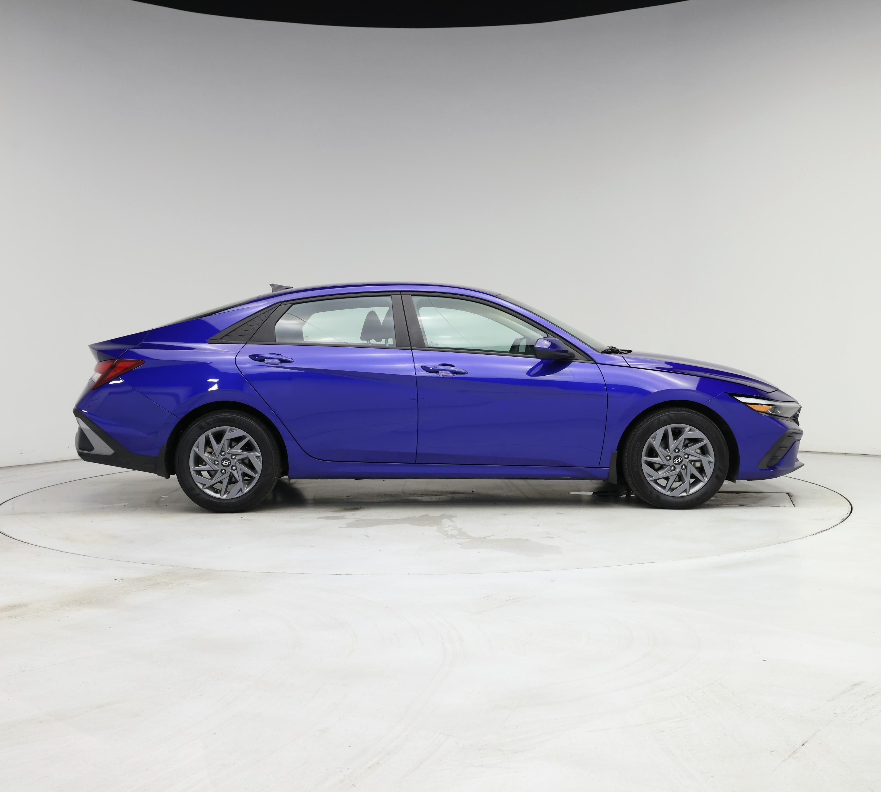 Thumbnail: 2024 Hyundai Elantra - 7