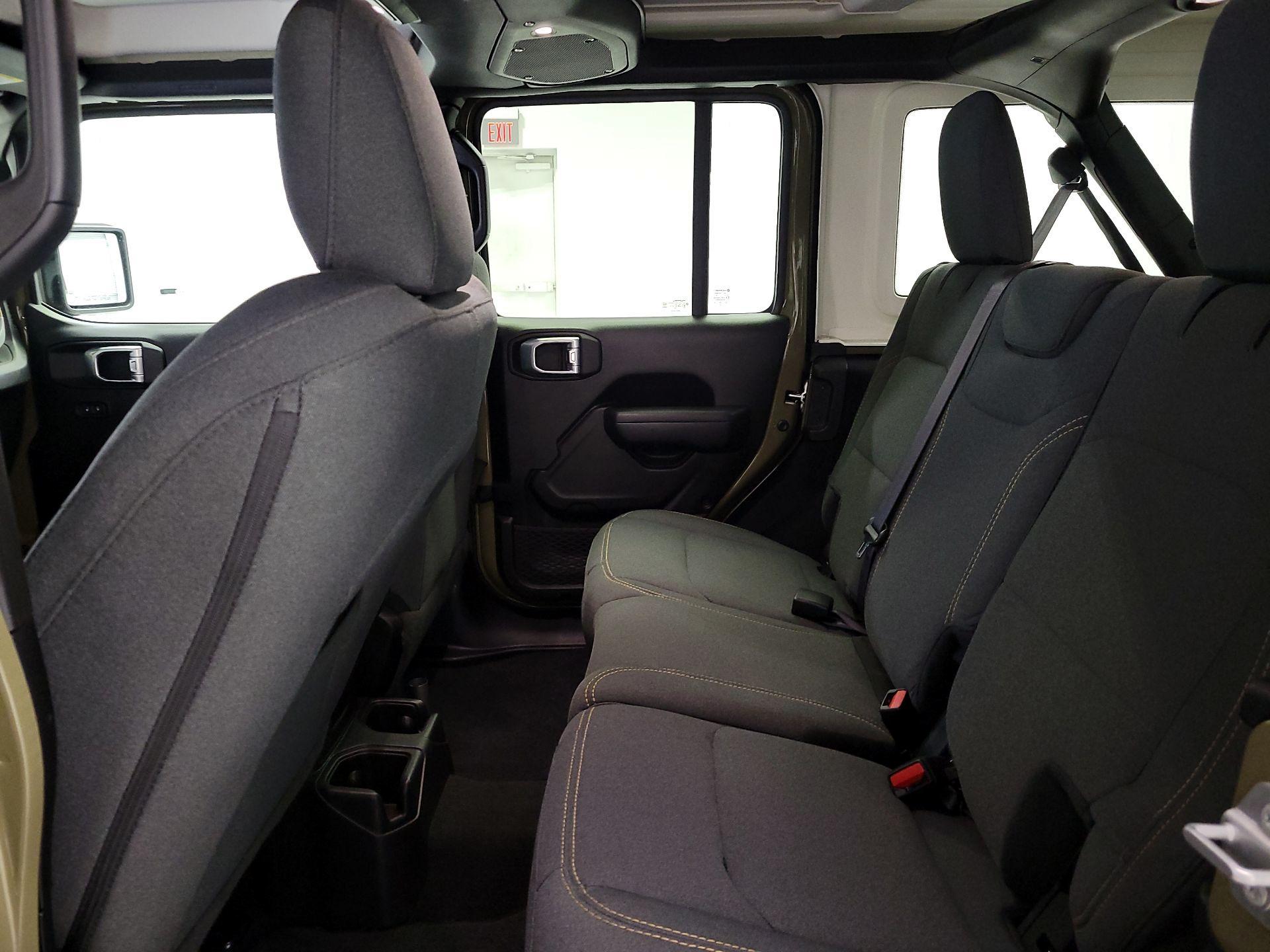 Thumbnail: 2025 Jeep Wrangler - 19