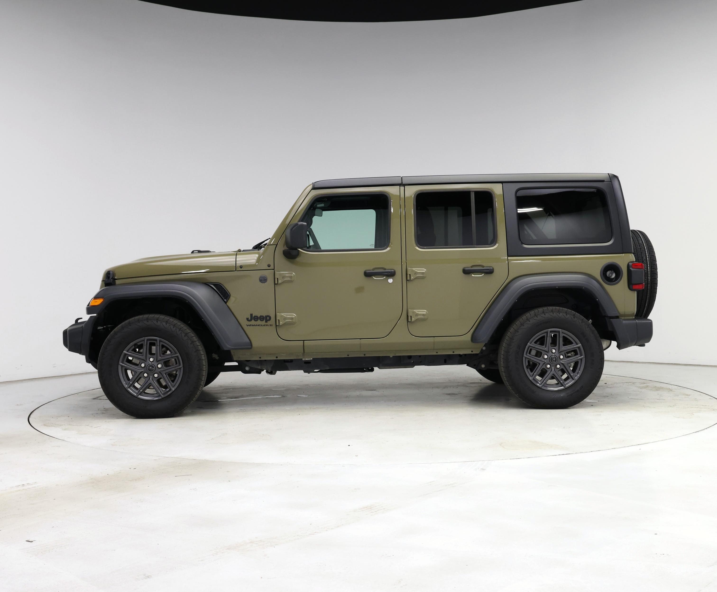 Thumbnail: 2025 Jeep Wrangler - 3