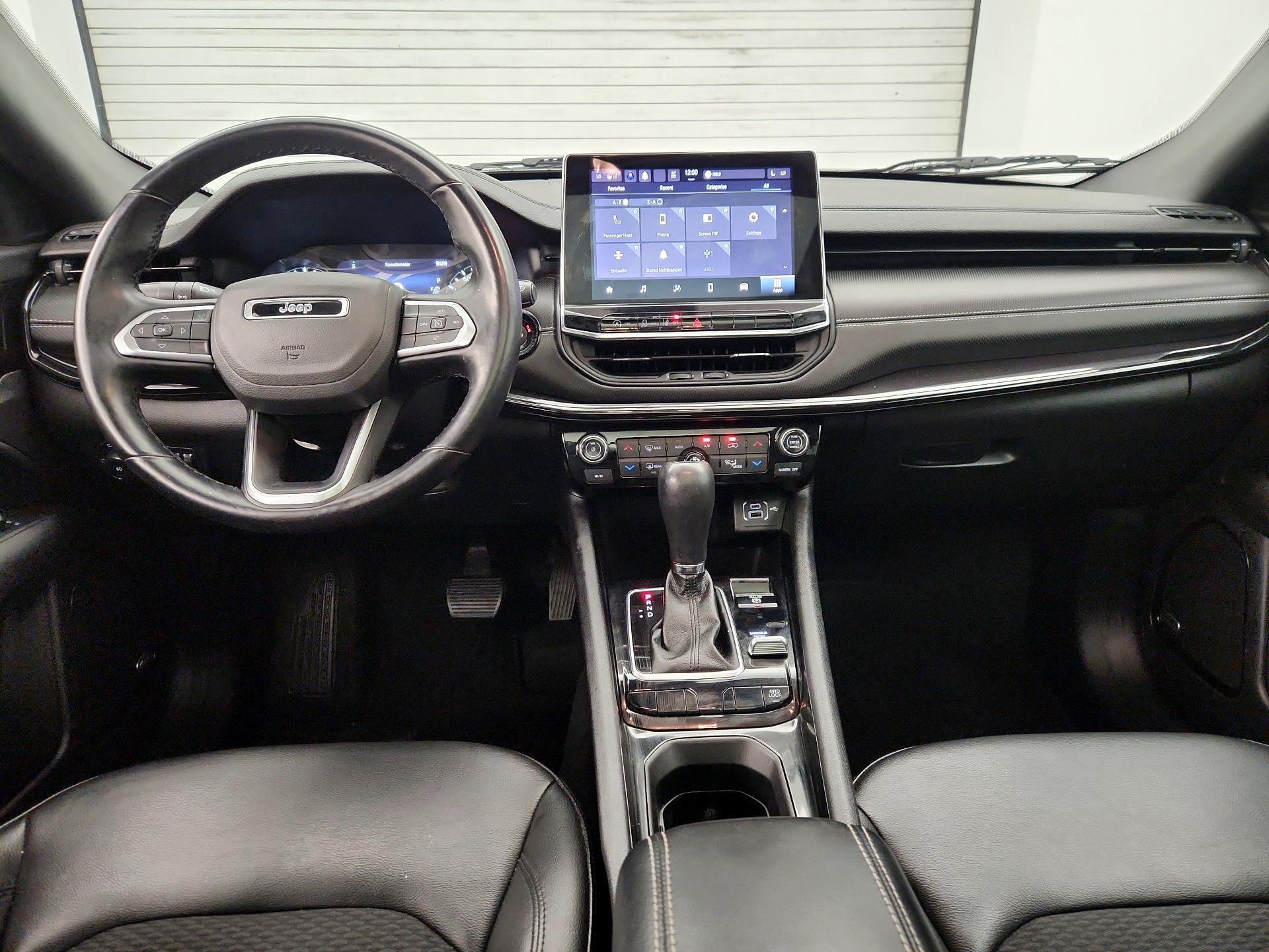 Thumbnail: 2022 Jeep Compass - 9