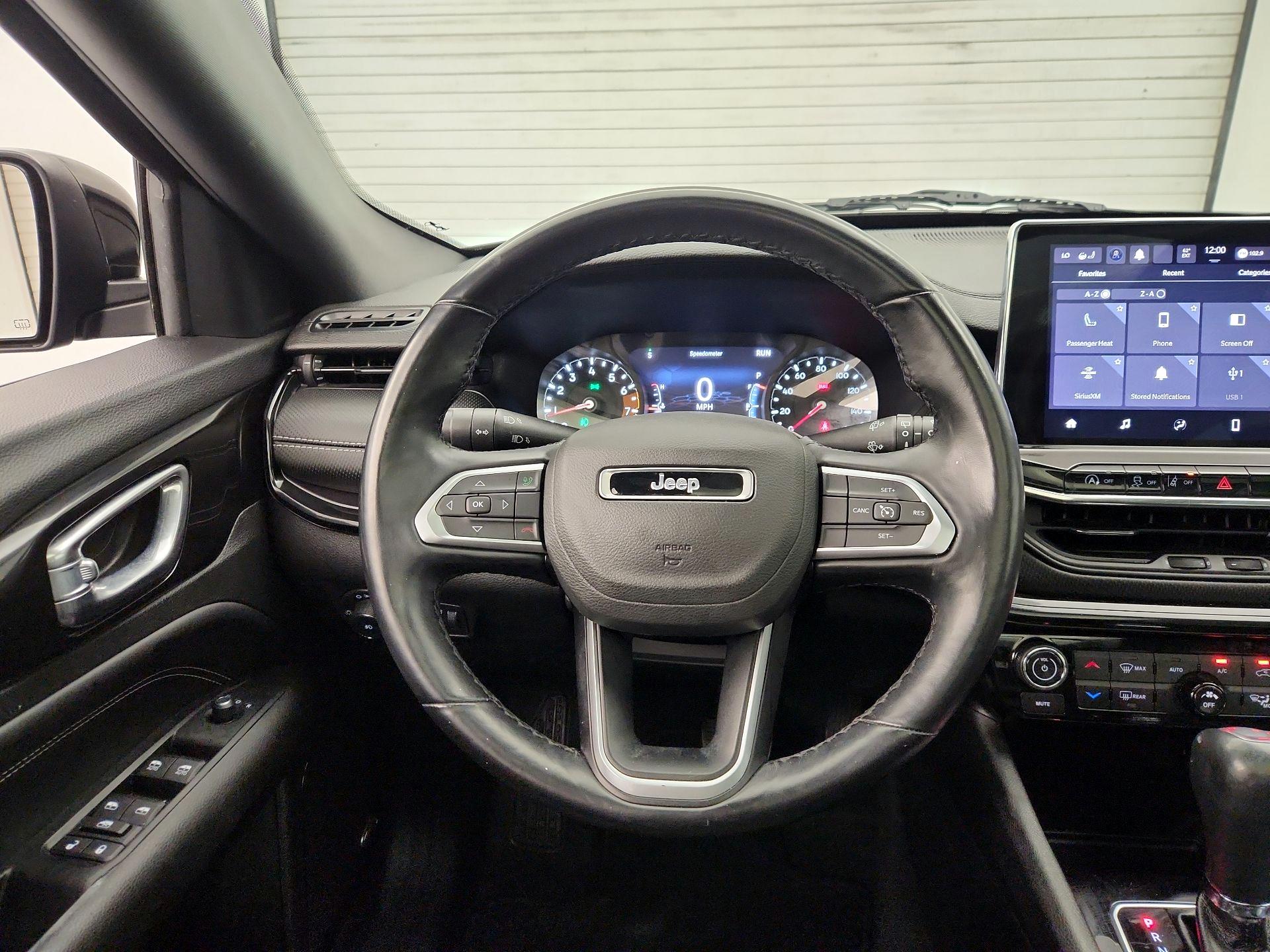Thumbnail: 2022 Jeep Compass - 10