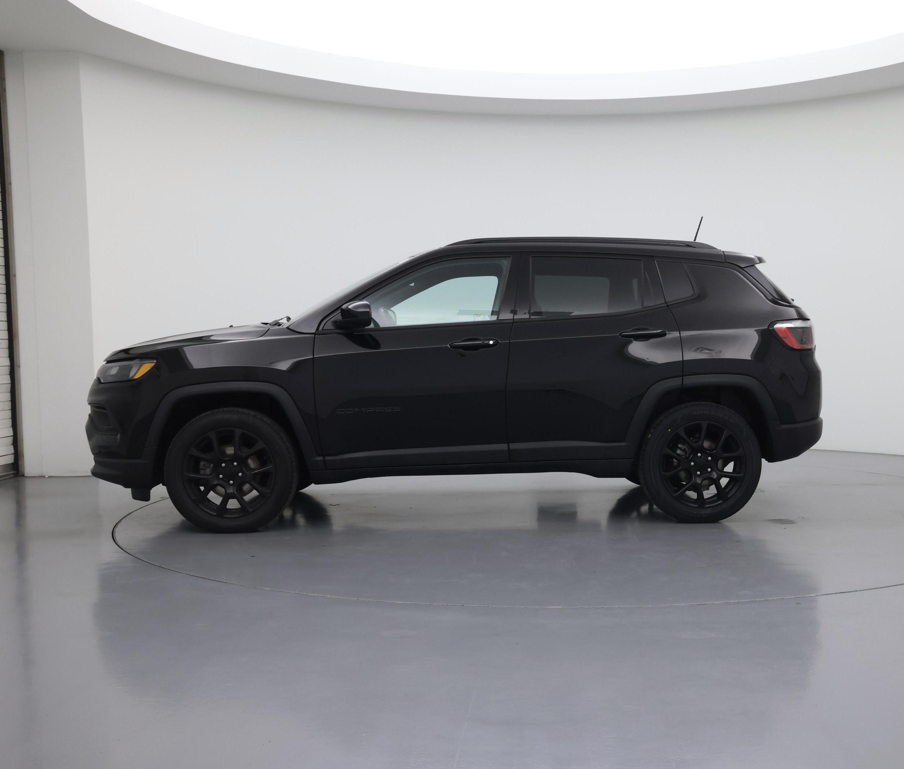 Thumbnail: 2022 Jeep Compass - 3