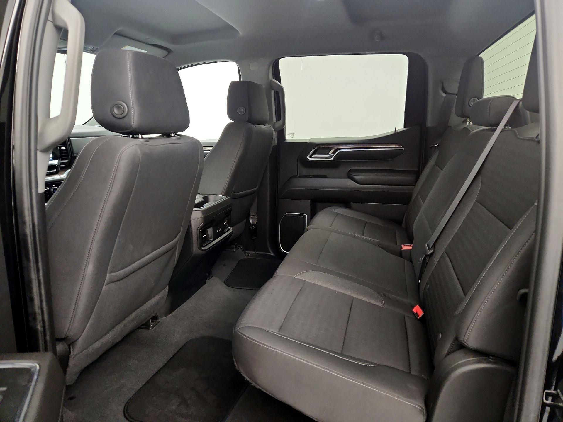 Thumbnail: 2022 Chevrolet Silverado 1500 - 19