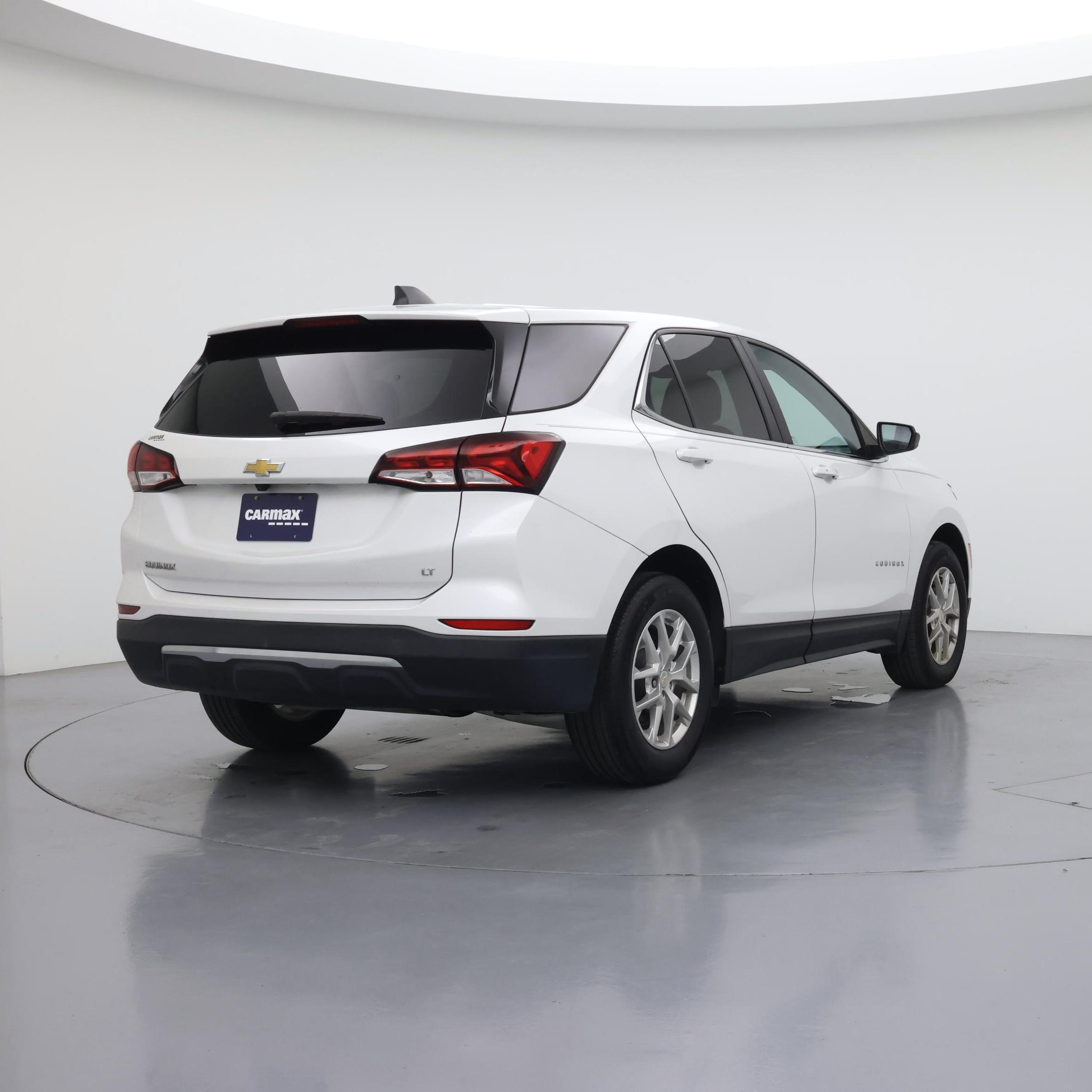 Thumbnail: 2022 Chevrolet Equinox - 8