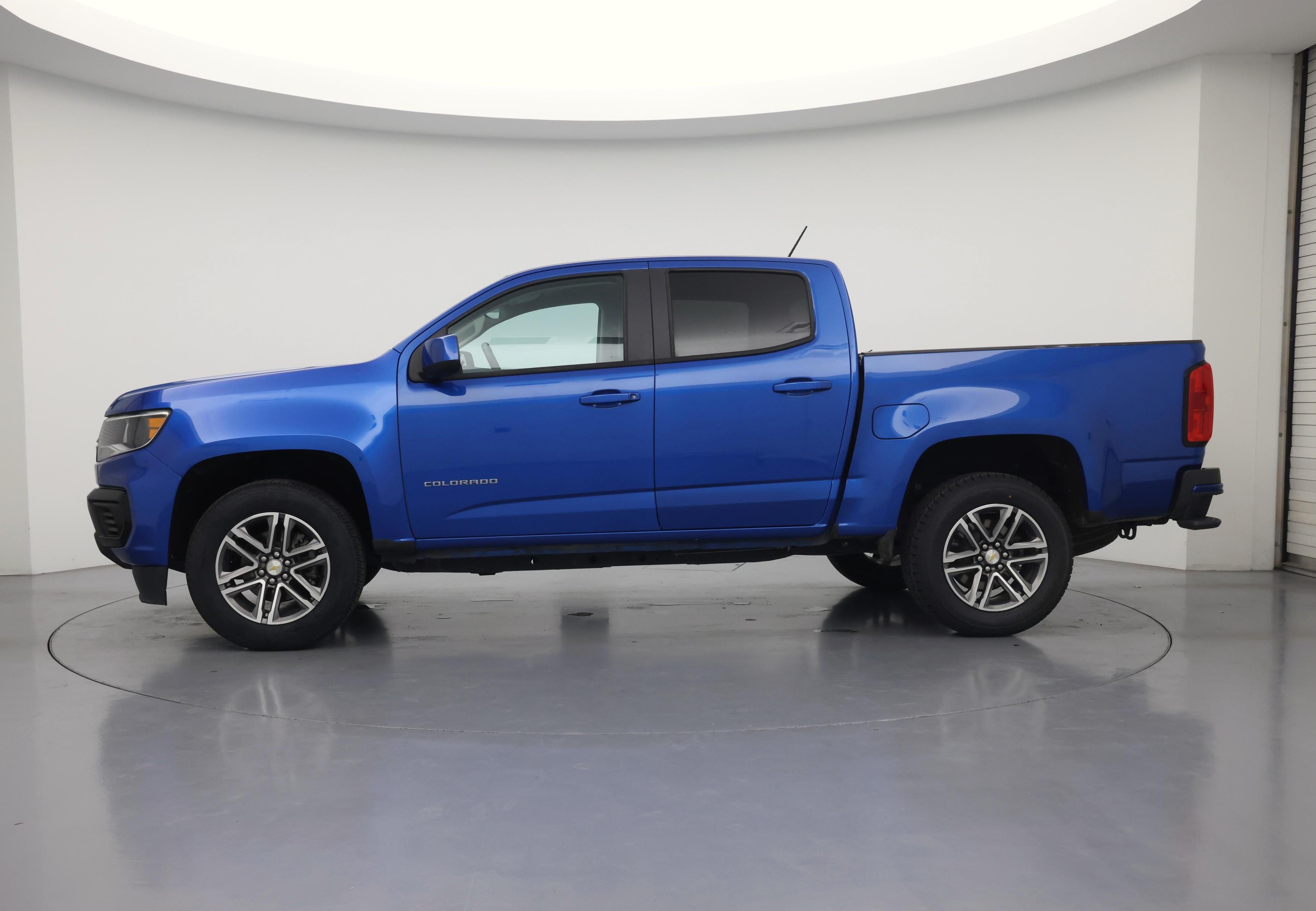 Thumbnail: 2022 Chevrolet Colorado - 3