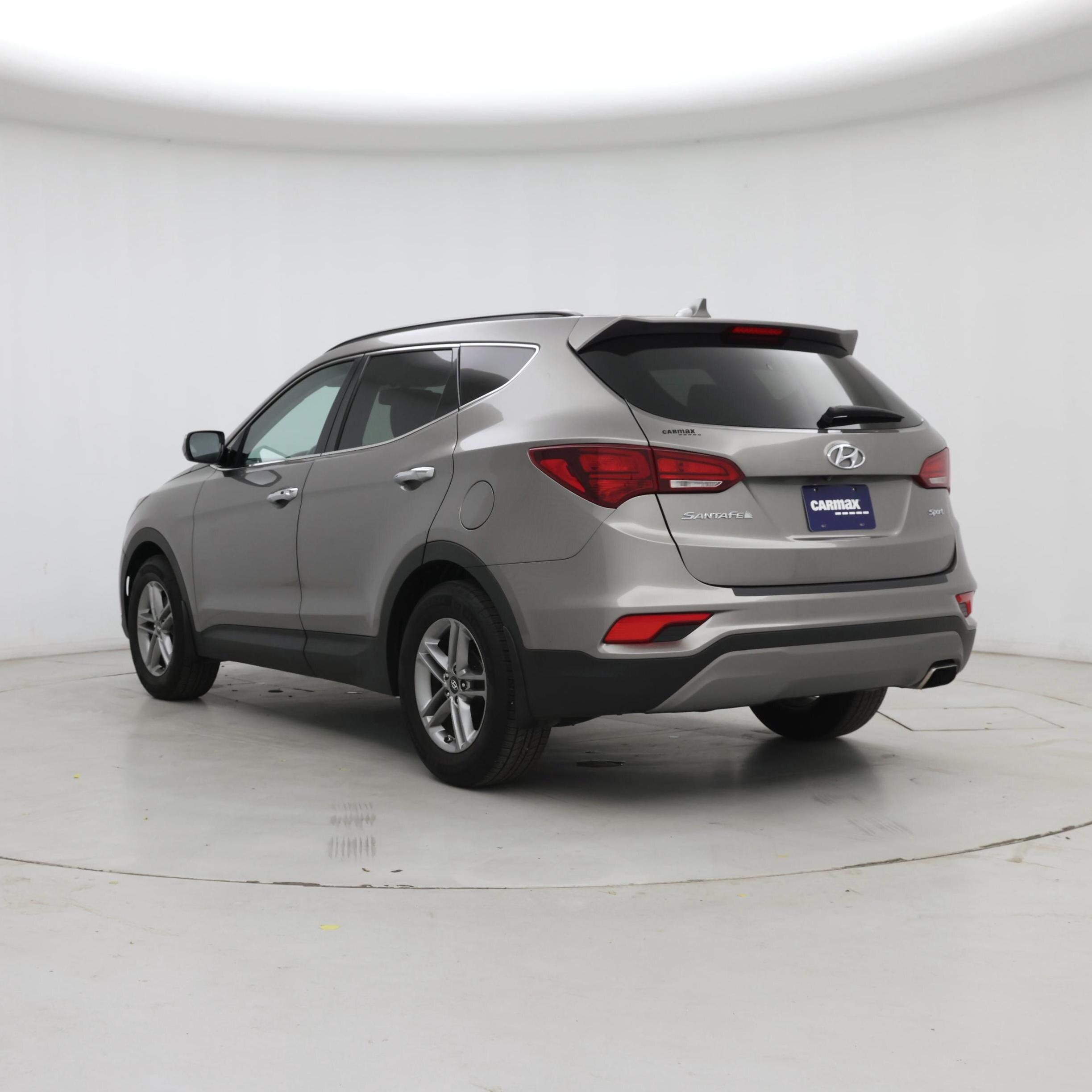 Thumbnail: 2018 Hyundai Santa Fe - 2