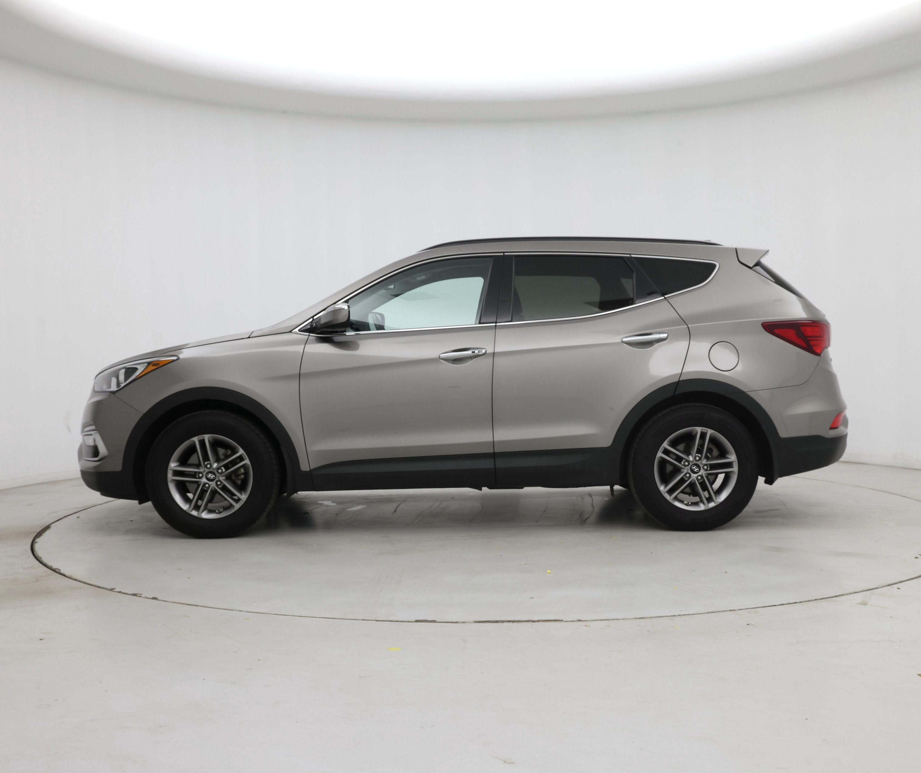 Thumbnail: 2018 Hyundai Santa Fe - 3