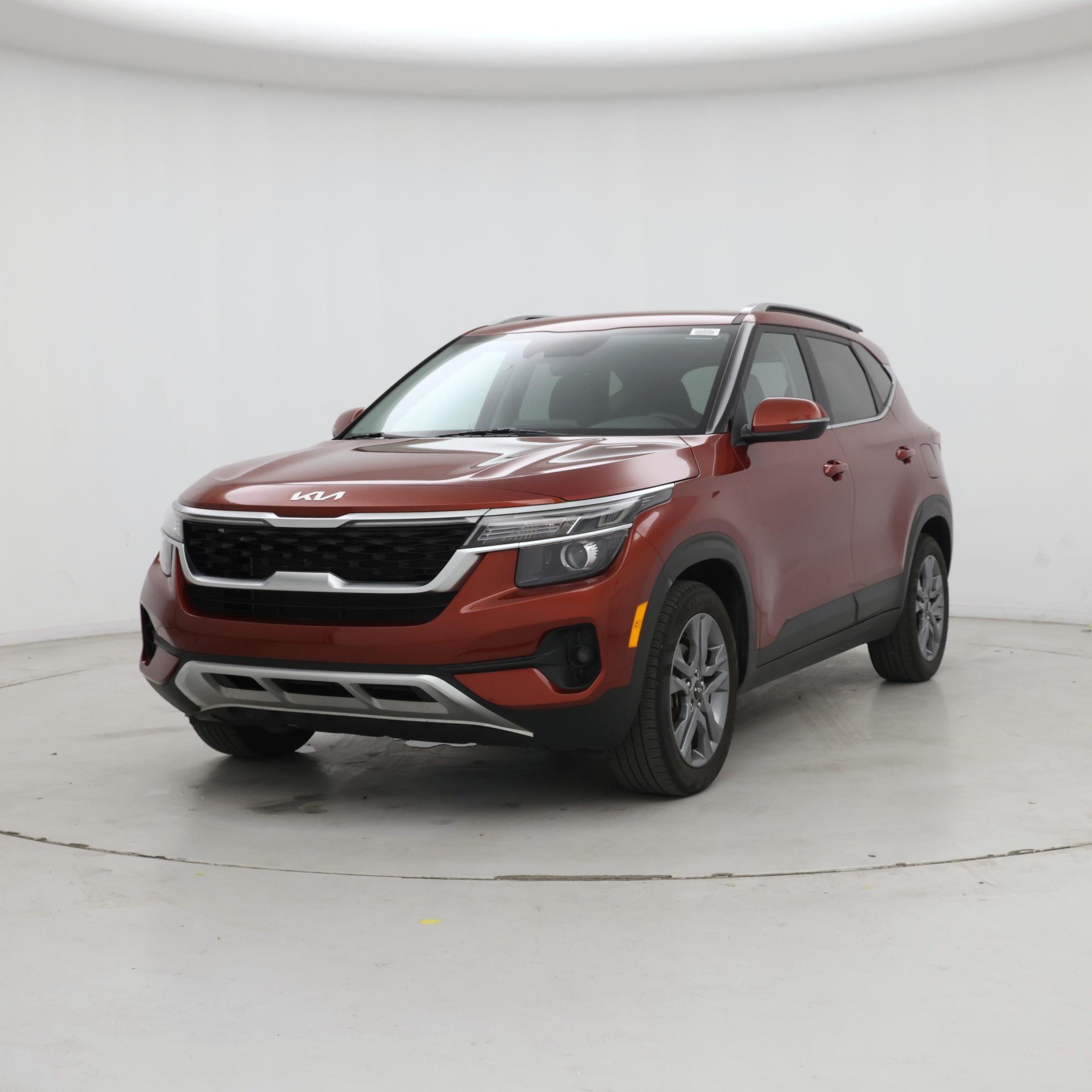 Thumbnail: 2023 Kia Seltos - 4