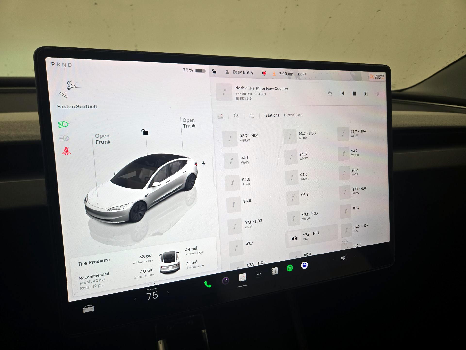 Thumbnail: 2024 Tesla Model 3 - 15