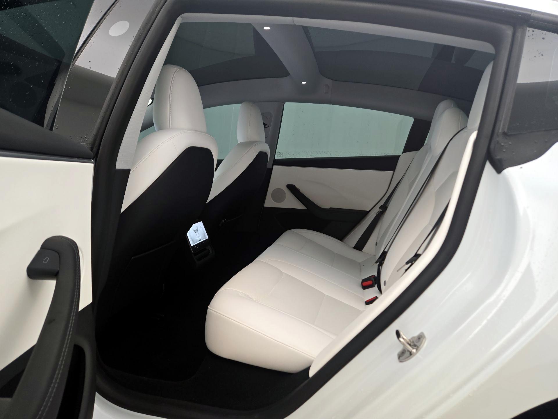 Thumbnail: 2024 Tesla Model 3 - 19