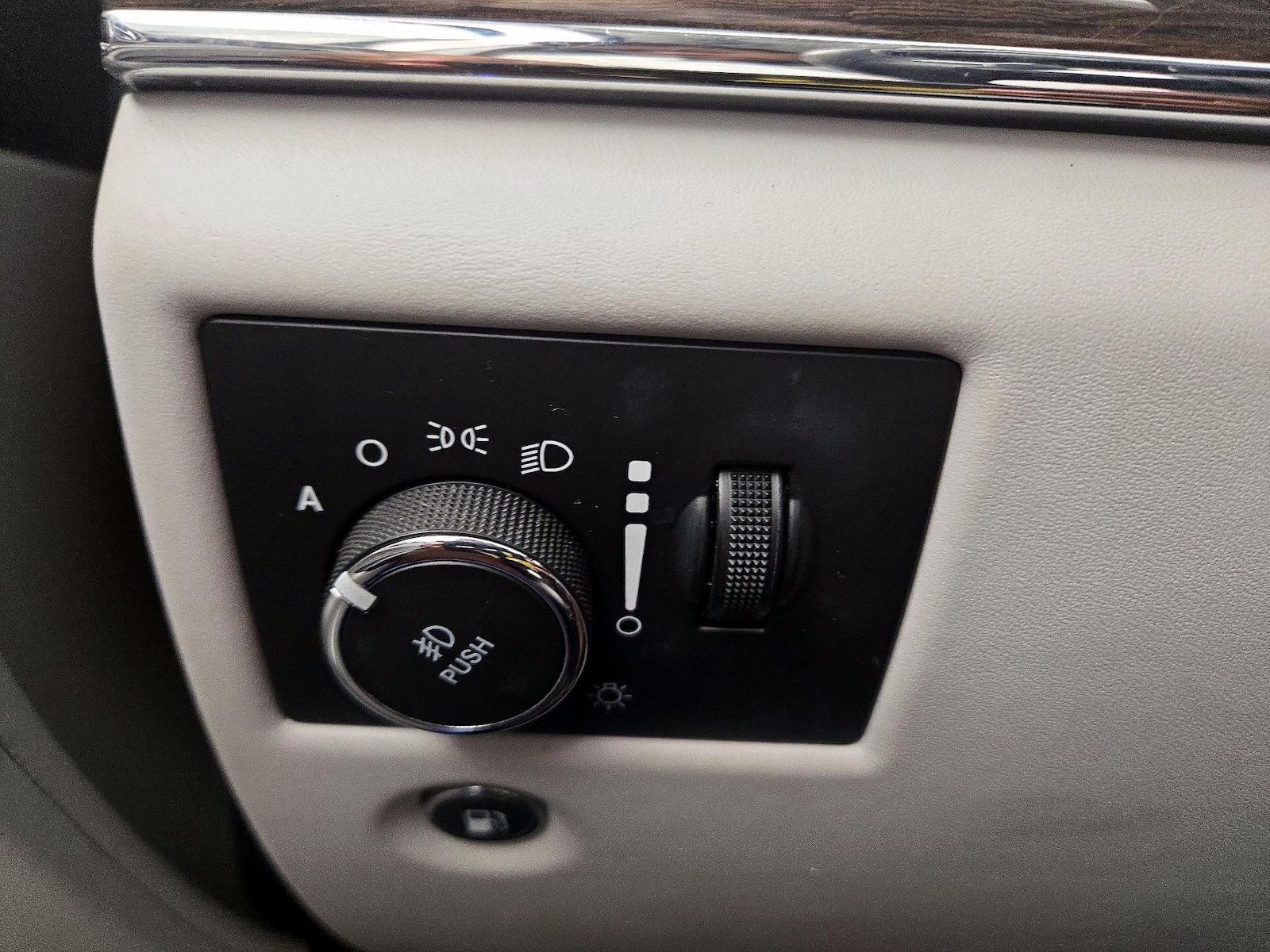2020 Jeep Grand Cherokee Summit - Photo 14