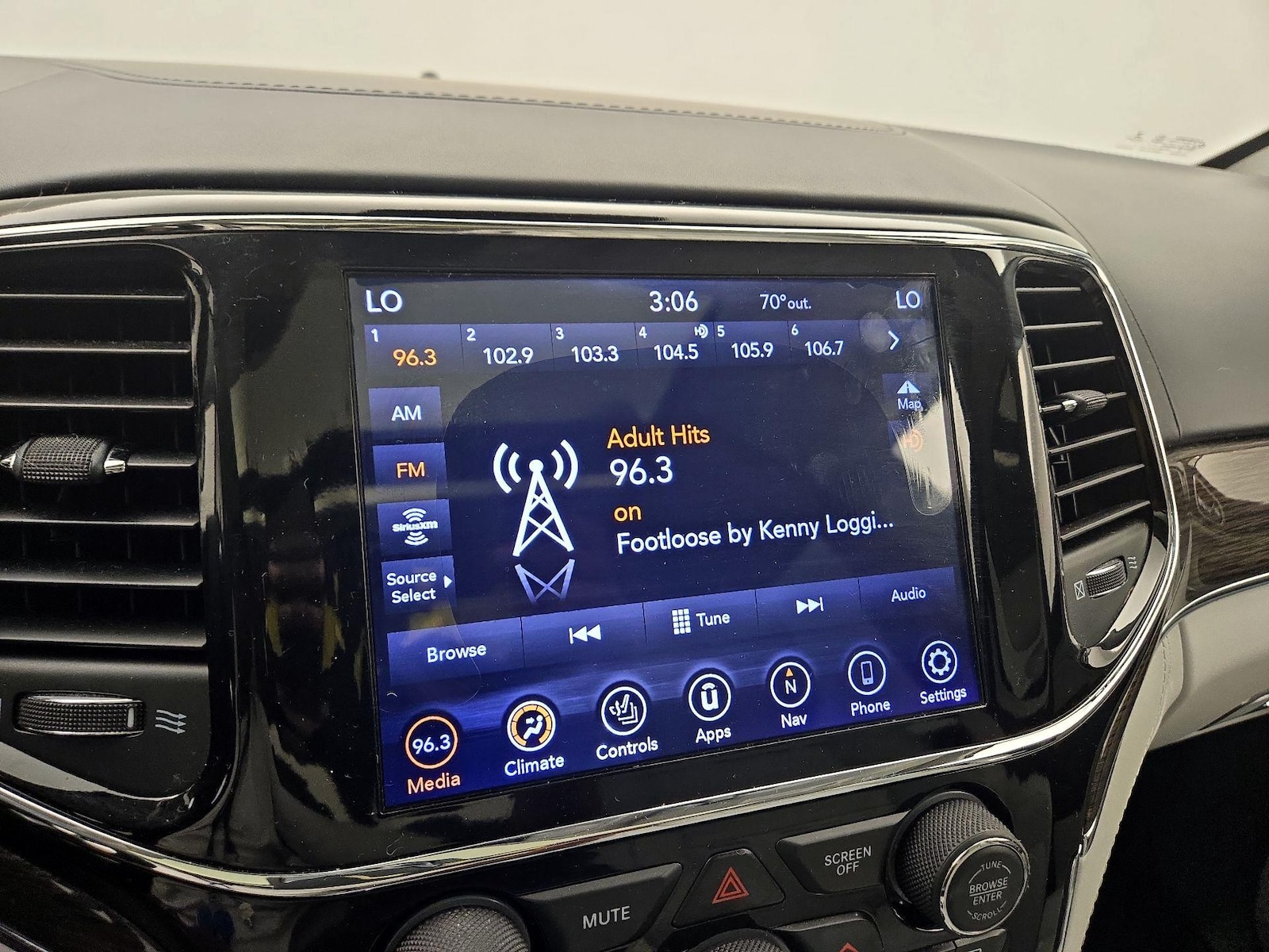 2020 Jeep Grand Cherokee Summit - Photo 17