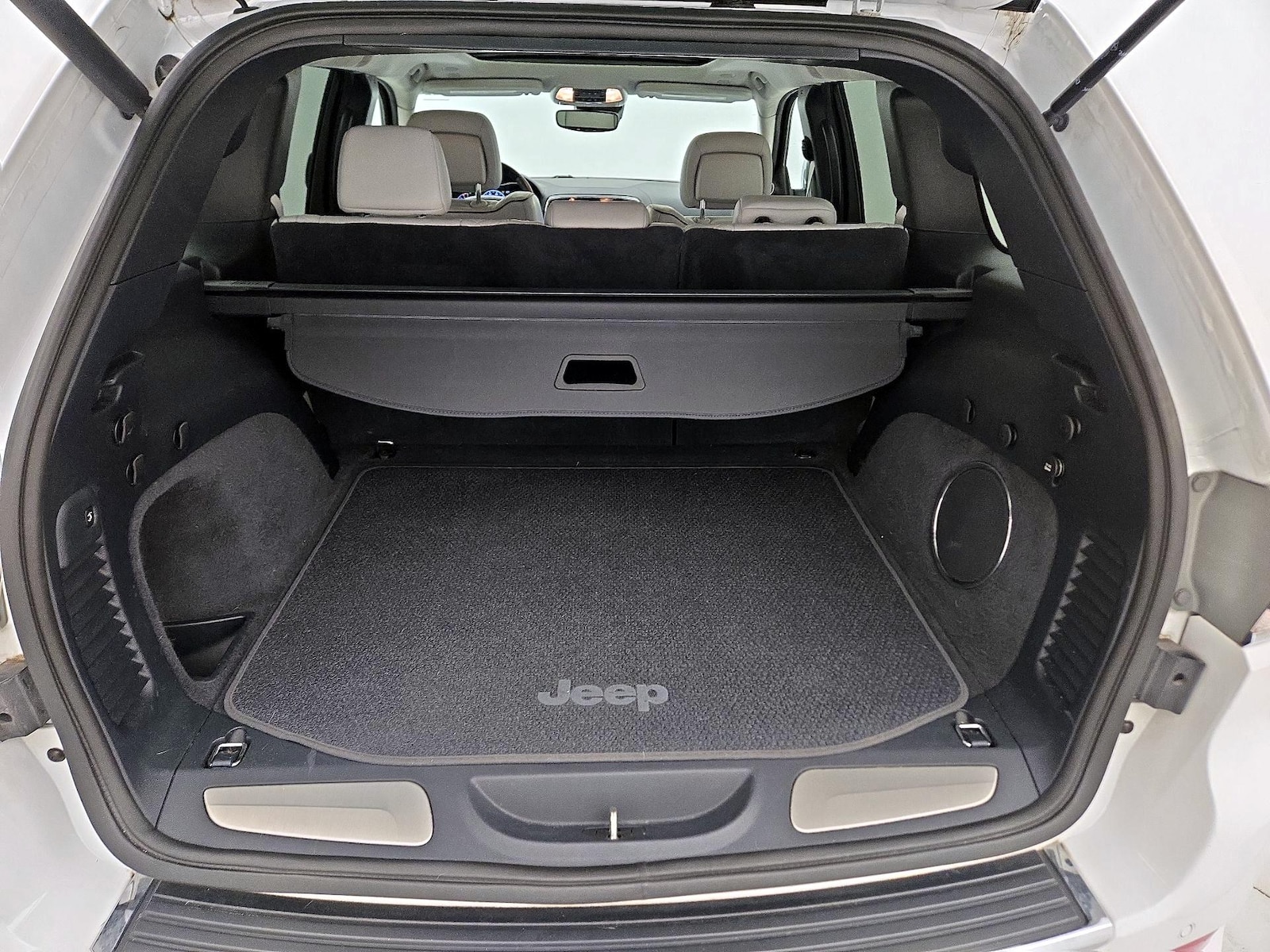 2020 Jeep Grand Cherokee Summit - Photo 23