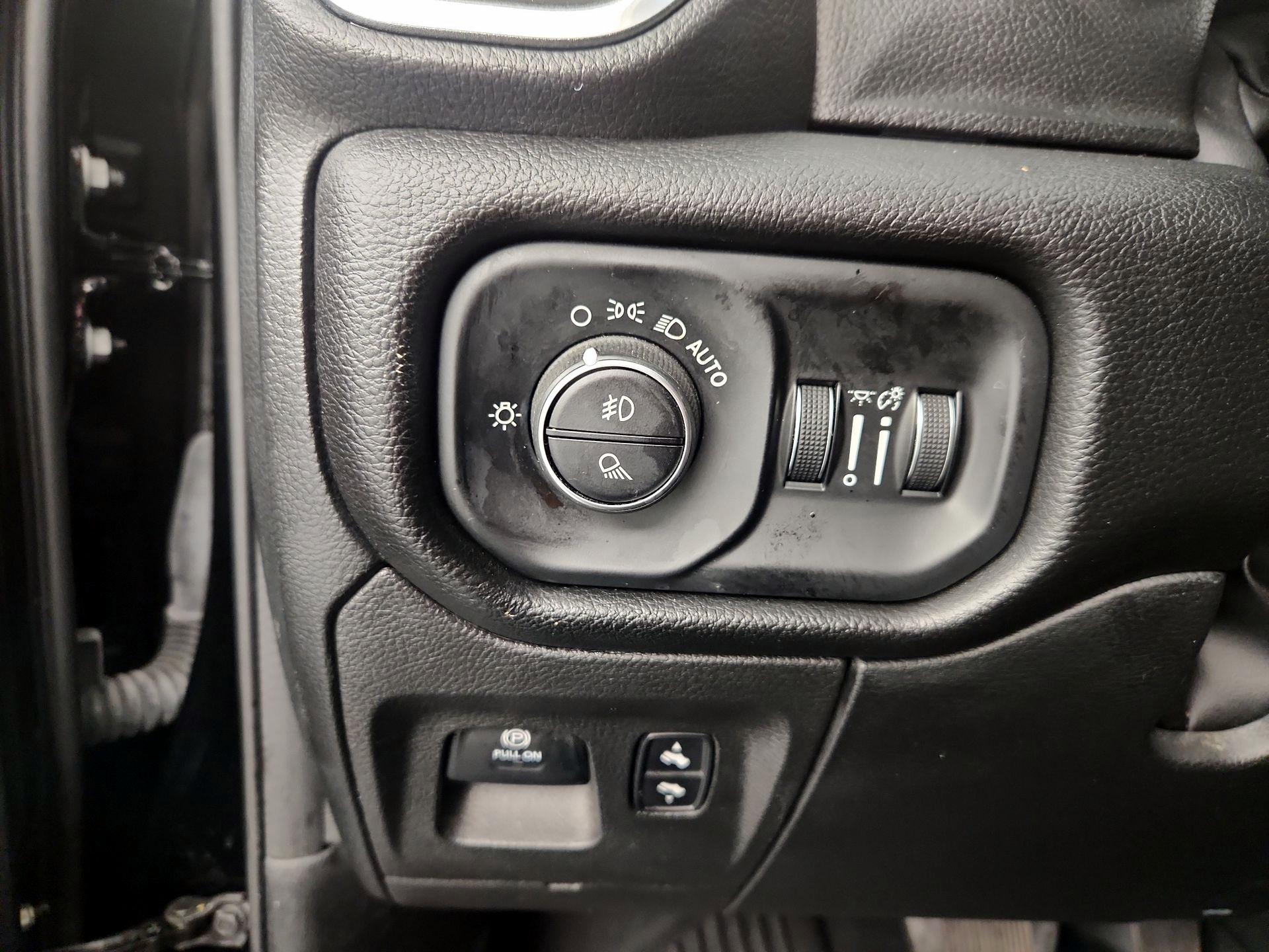 Thumbnail: 2023 RAM 1500 - 13