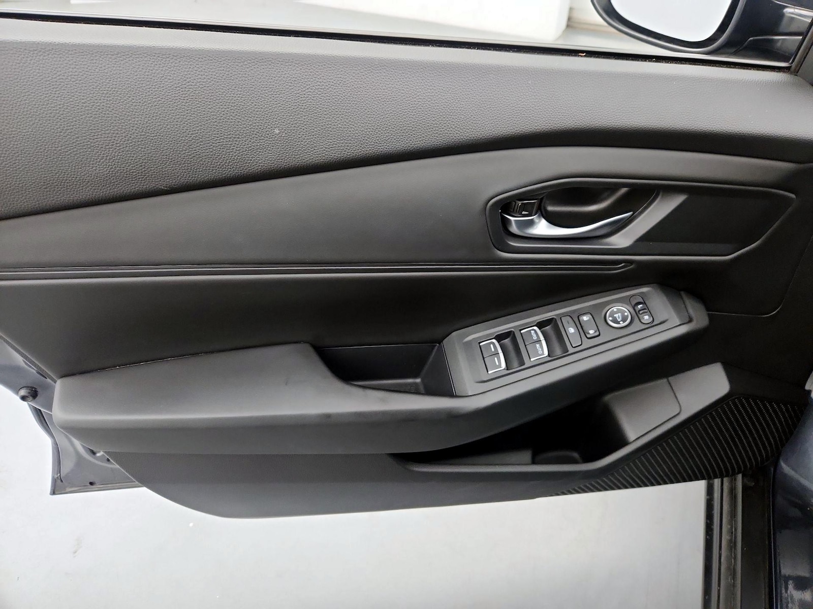 2023 Honda Accord EX - Photo 13