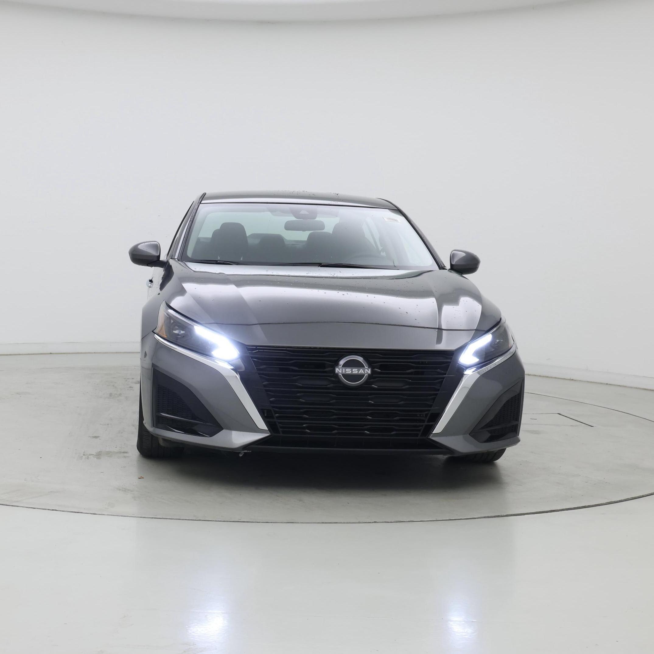 Thumbnail: 2023 Nissan Altima - 5
