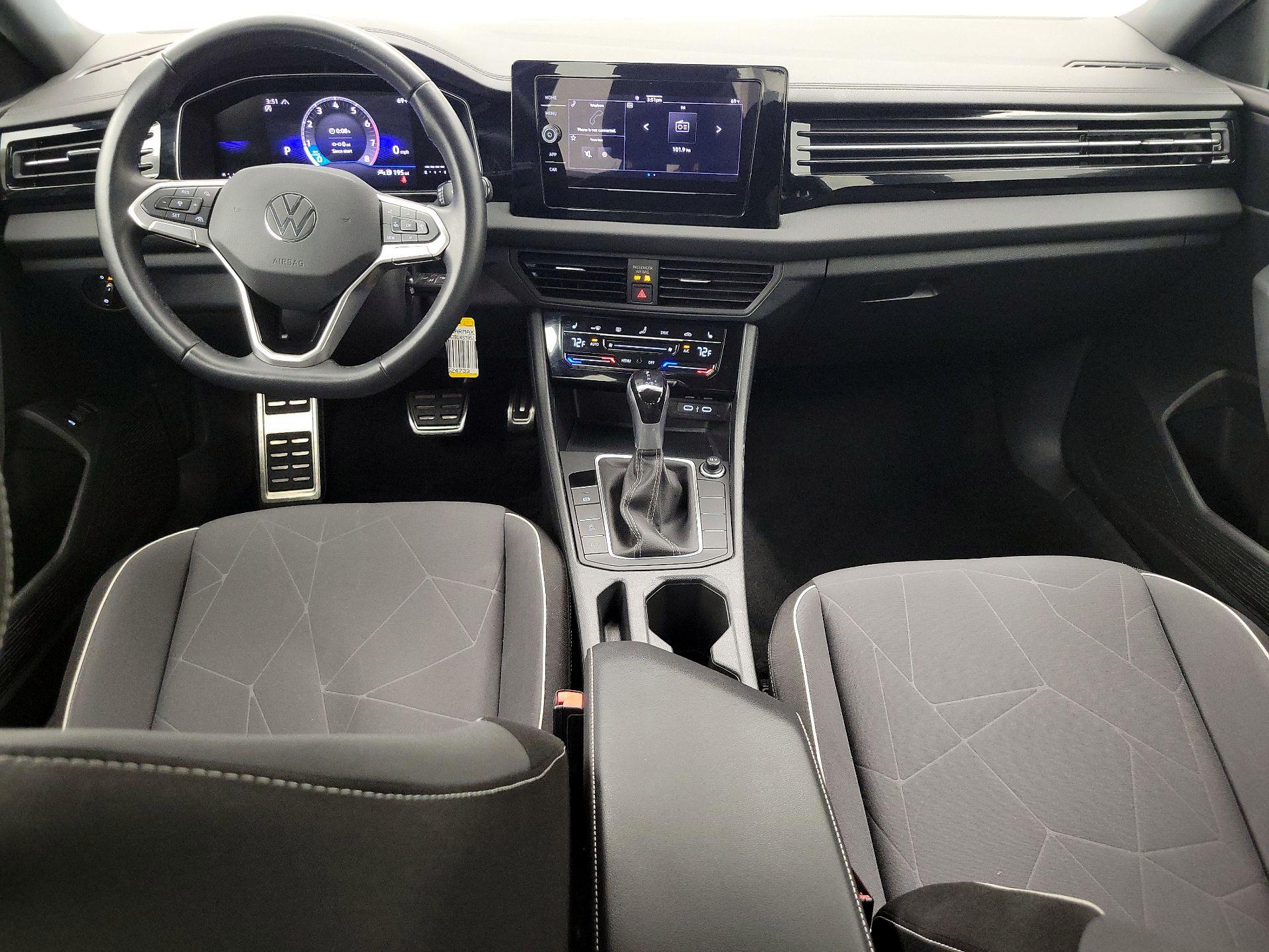 Thumbnail: 2025 Volkswagen Jetta - 9
