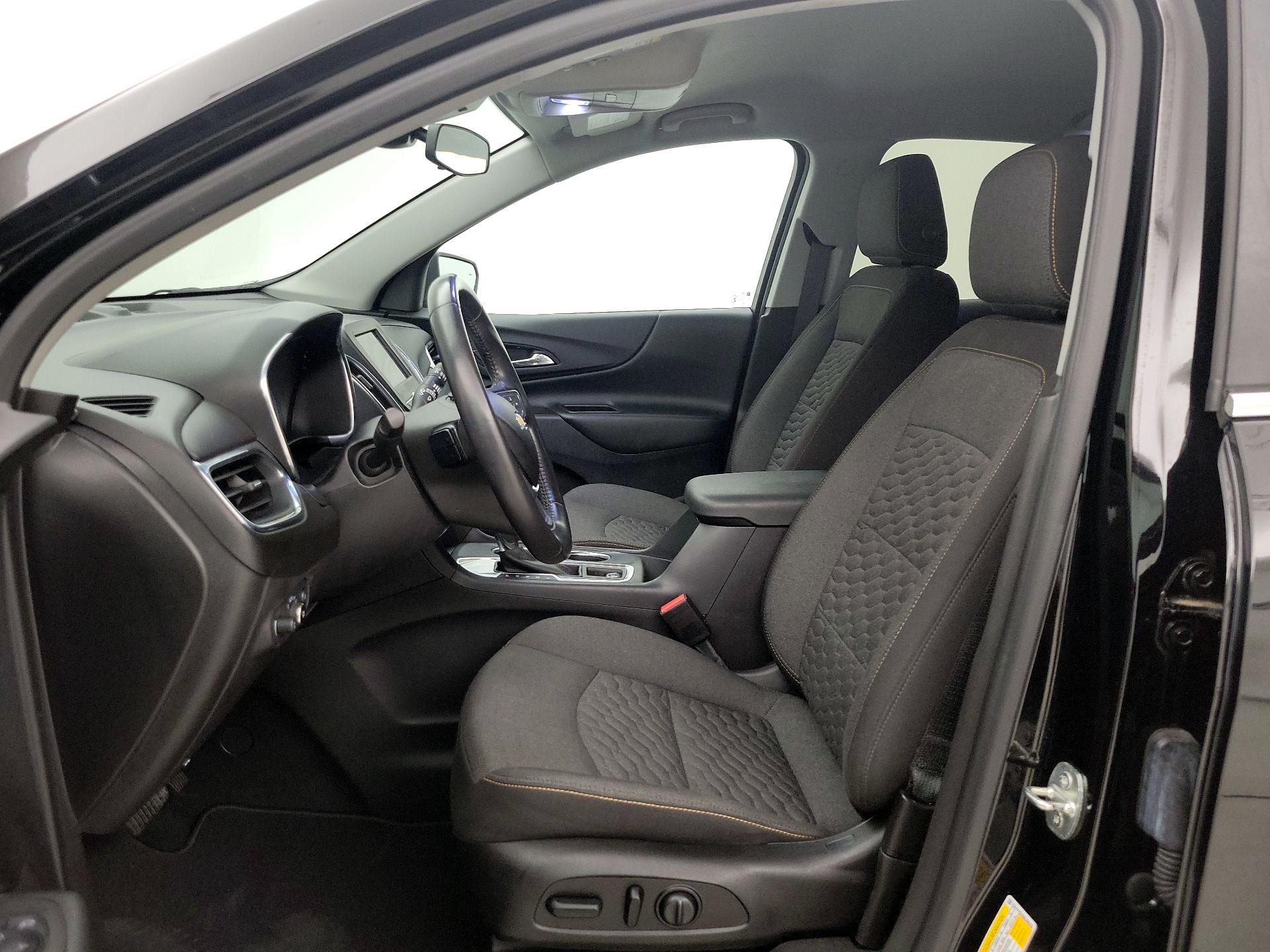 Thumbnail: 2021 Chevrolet Equinox - 11