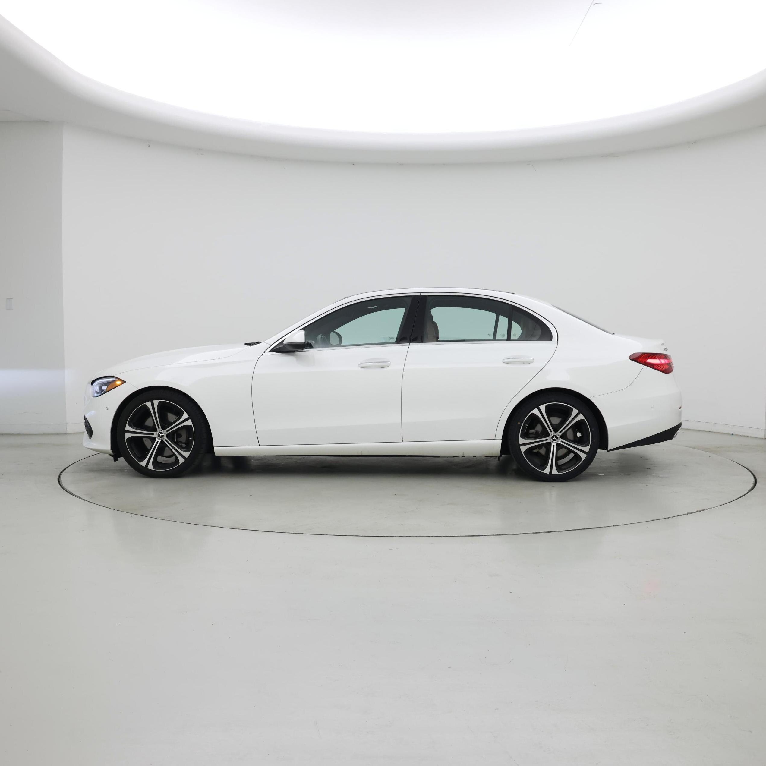 Thumbnail: 2025 Mercedes-Benz C-Class - 3