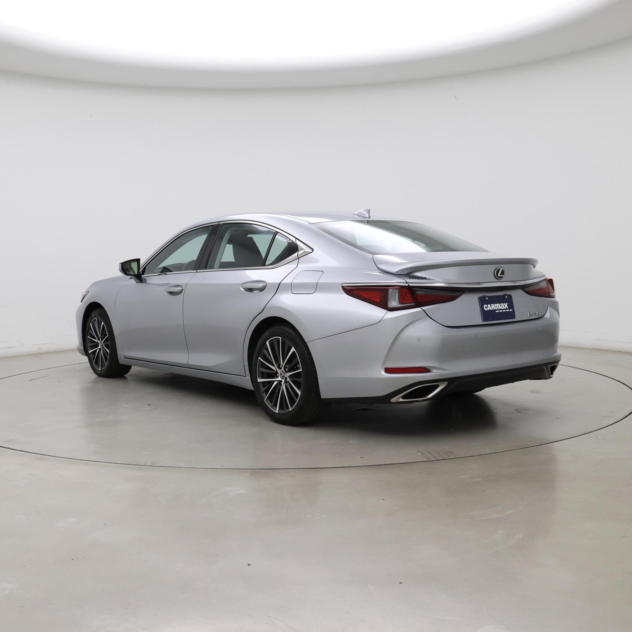 Thumbnail: 2023 Lexus ES - 2