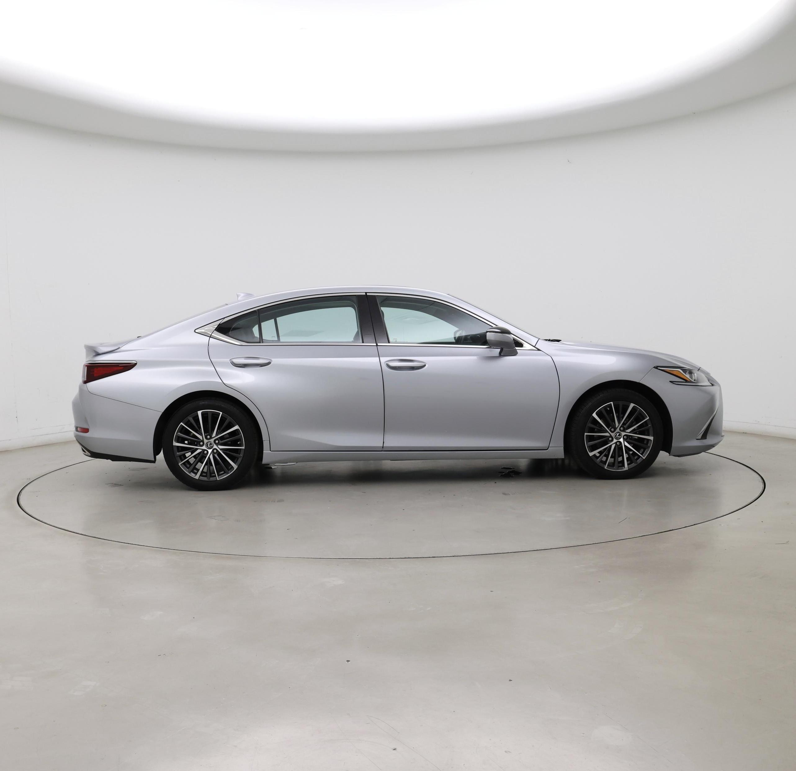 Thumbnail: 2023 Lexus ES - 7