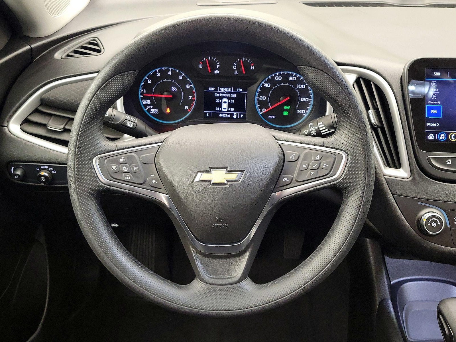 2024 Chevrolet Malibu 1LS - Photo 11