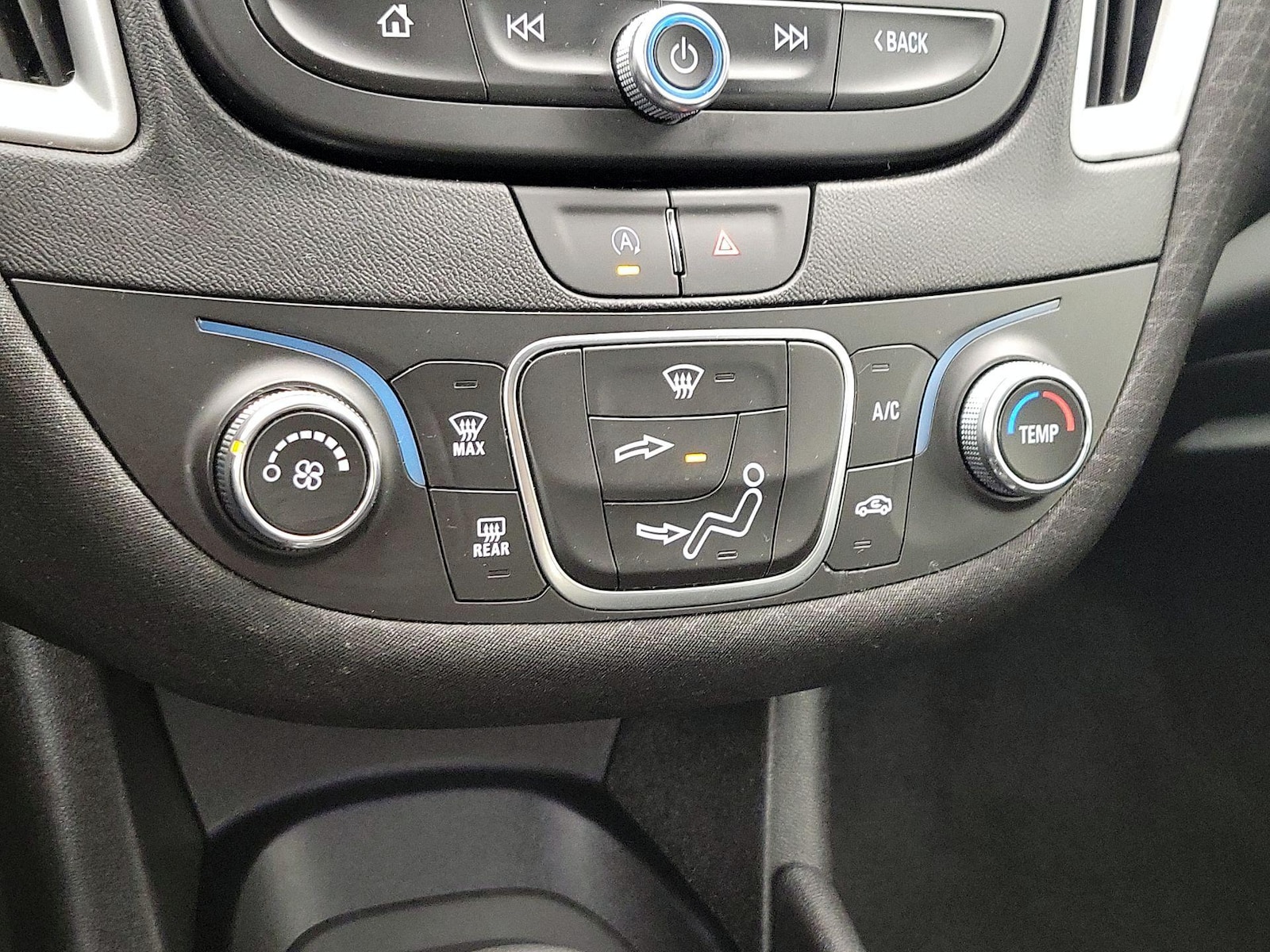 2024 Chevrolet Malibu 1LS - Photo 17